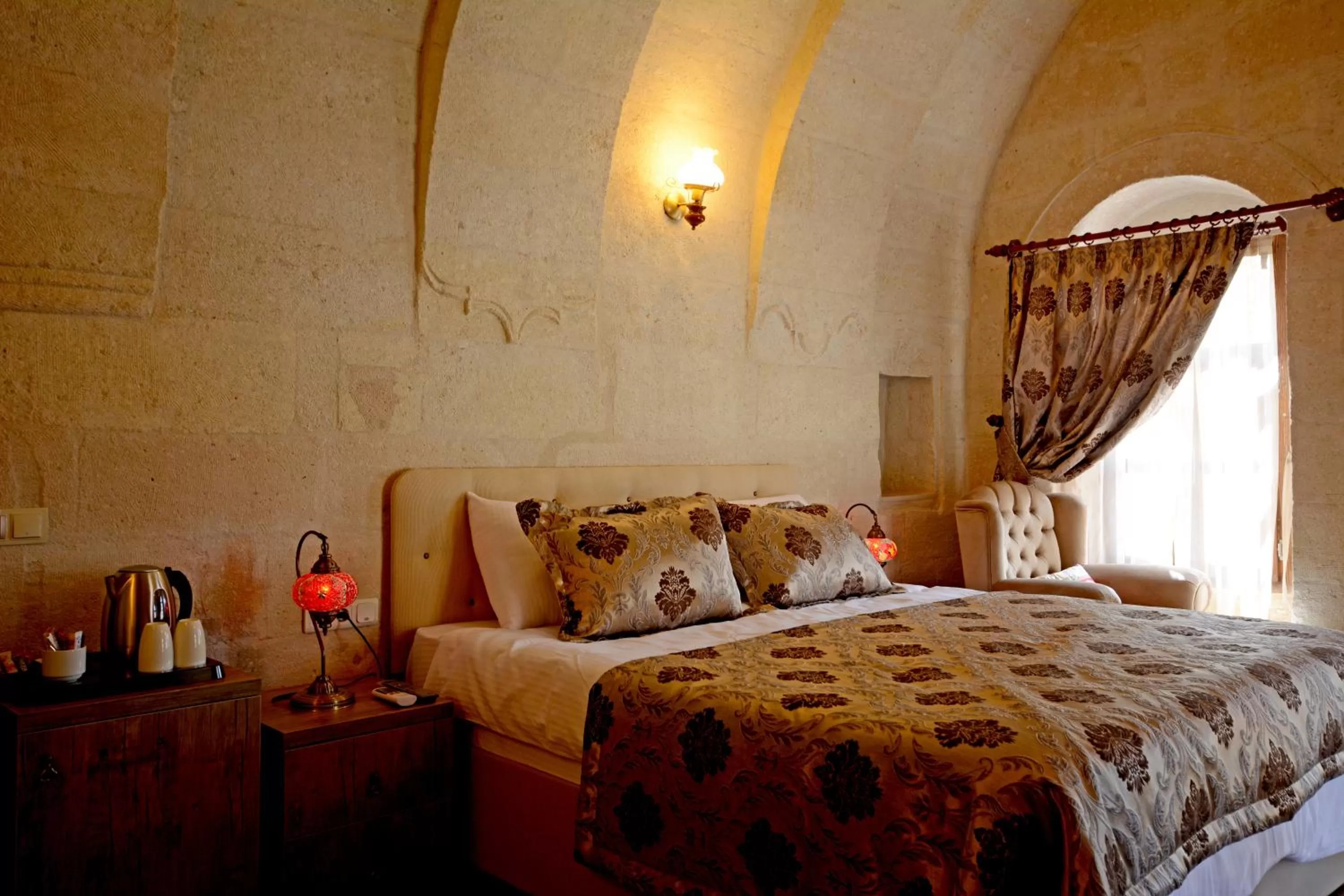 Bed in Diamond of Cappadocia