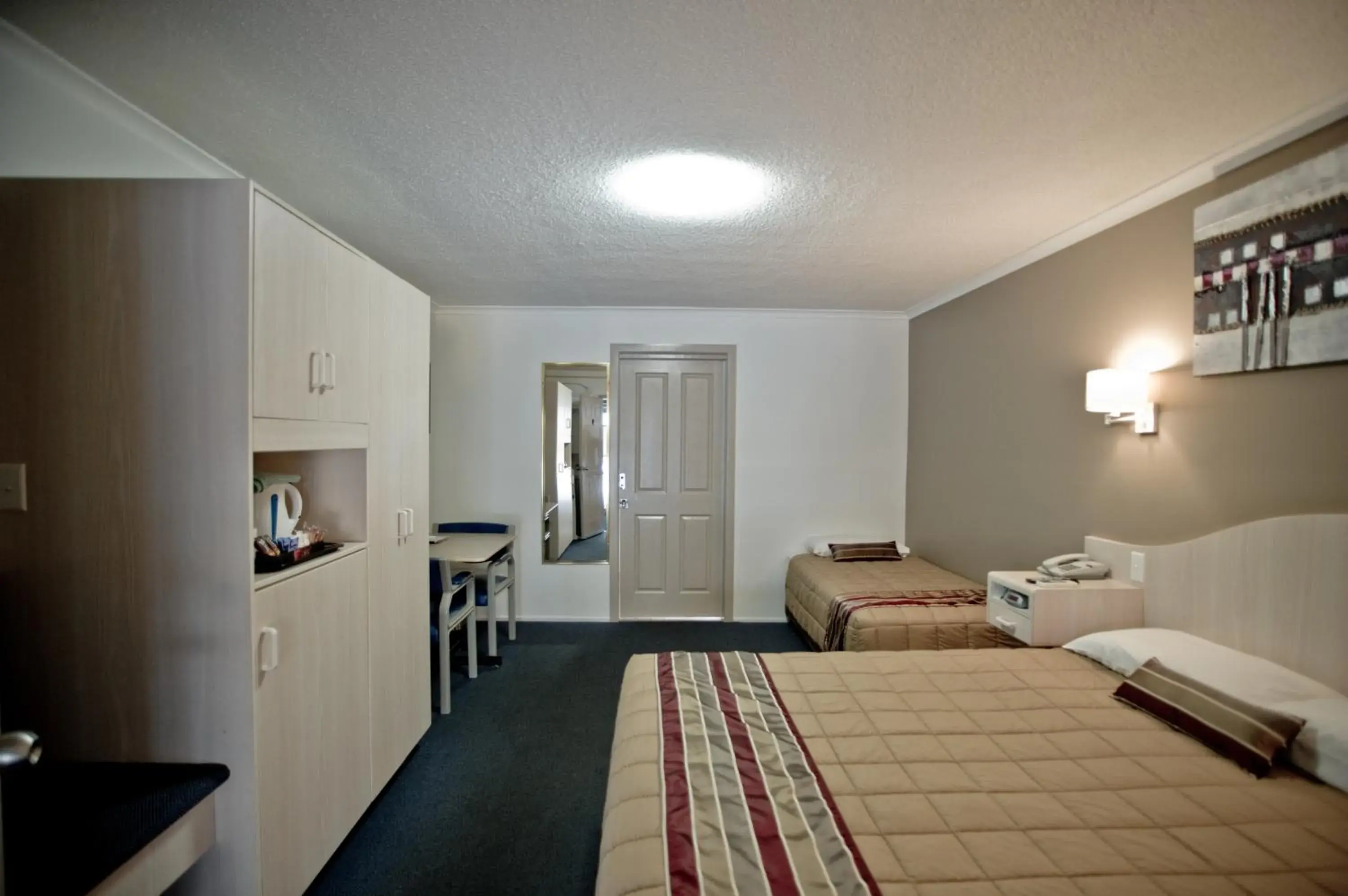 Superior Twin Room in Centrepoint Motor Inn Superior Twin Room in Centrepoint Motor Inn
