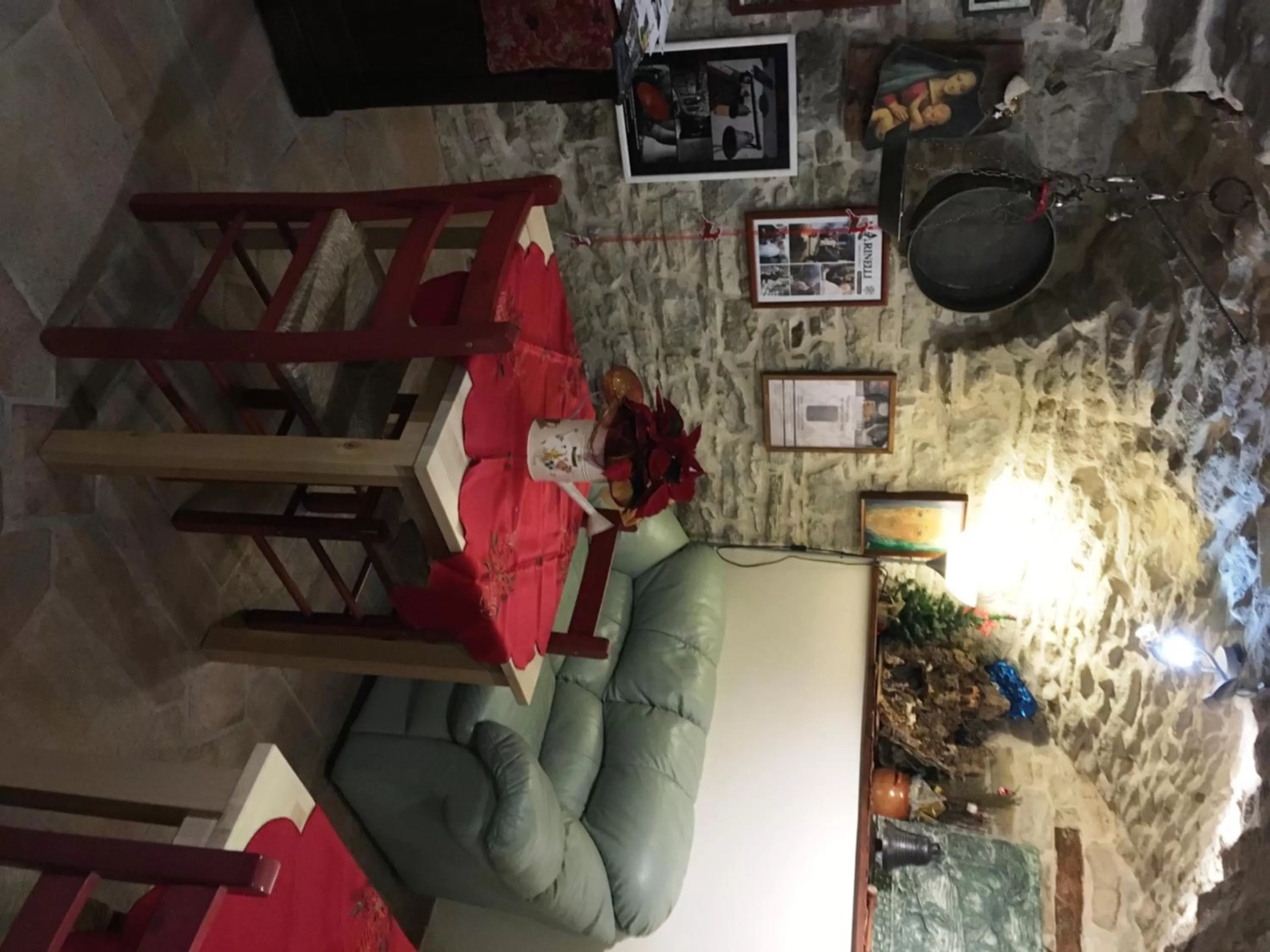 Communal kitchen in Locanda La Campana