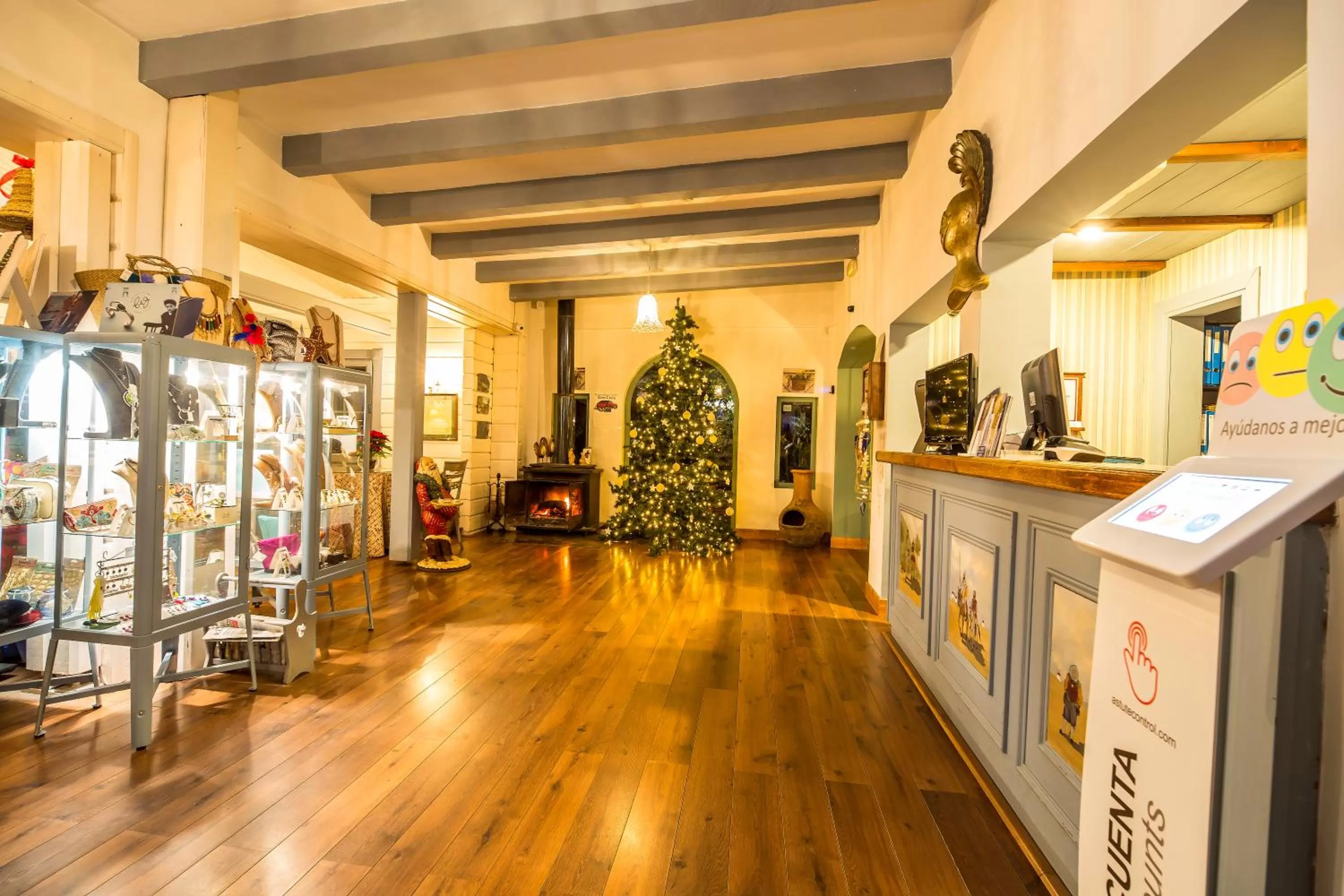 Lobby or reception in Mesón de Sancho