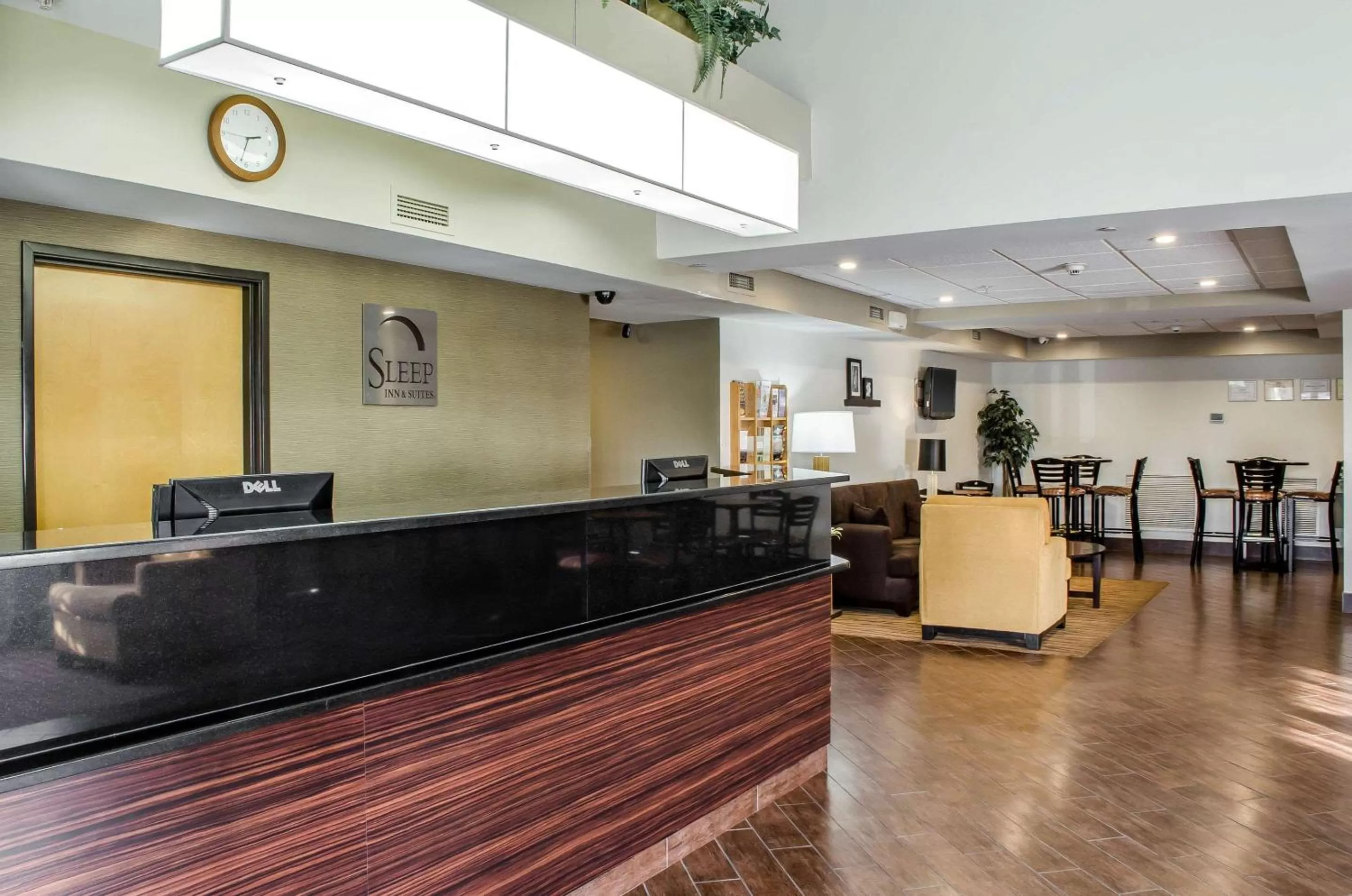Lobby or reception in Sleep Inn & Suites Bensalem