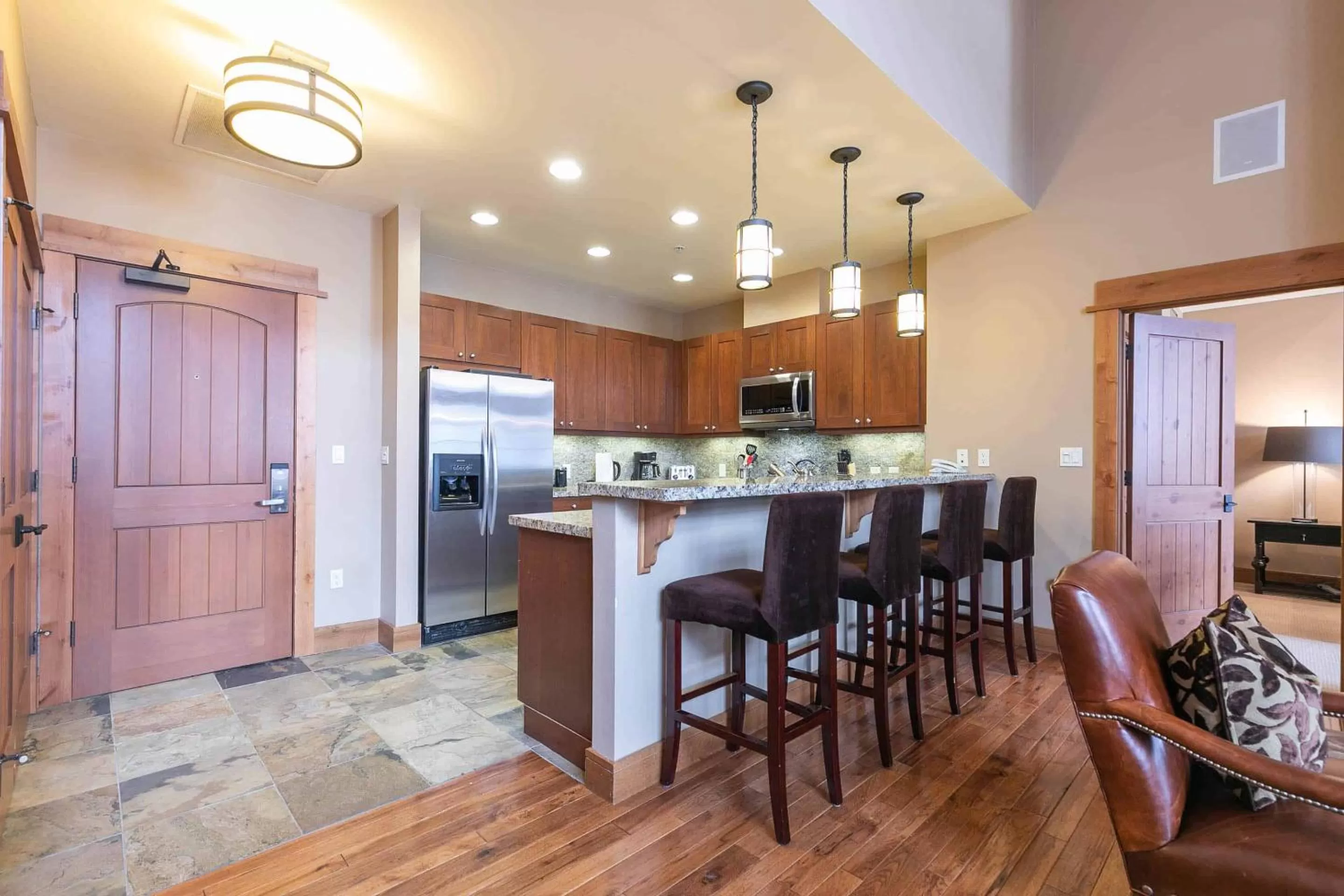 Kitchen/Kitchenette in East West Hospitality at Tahoe