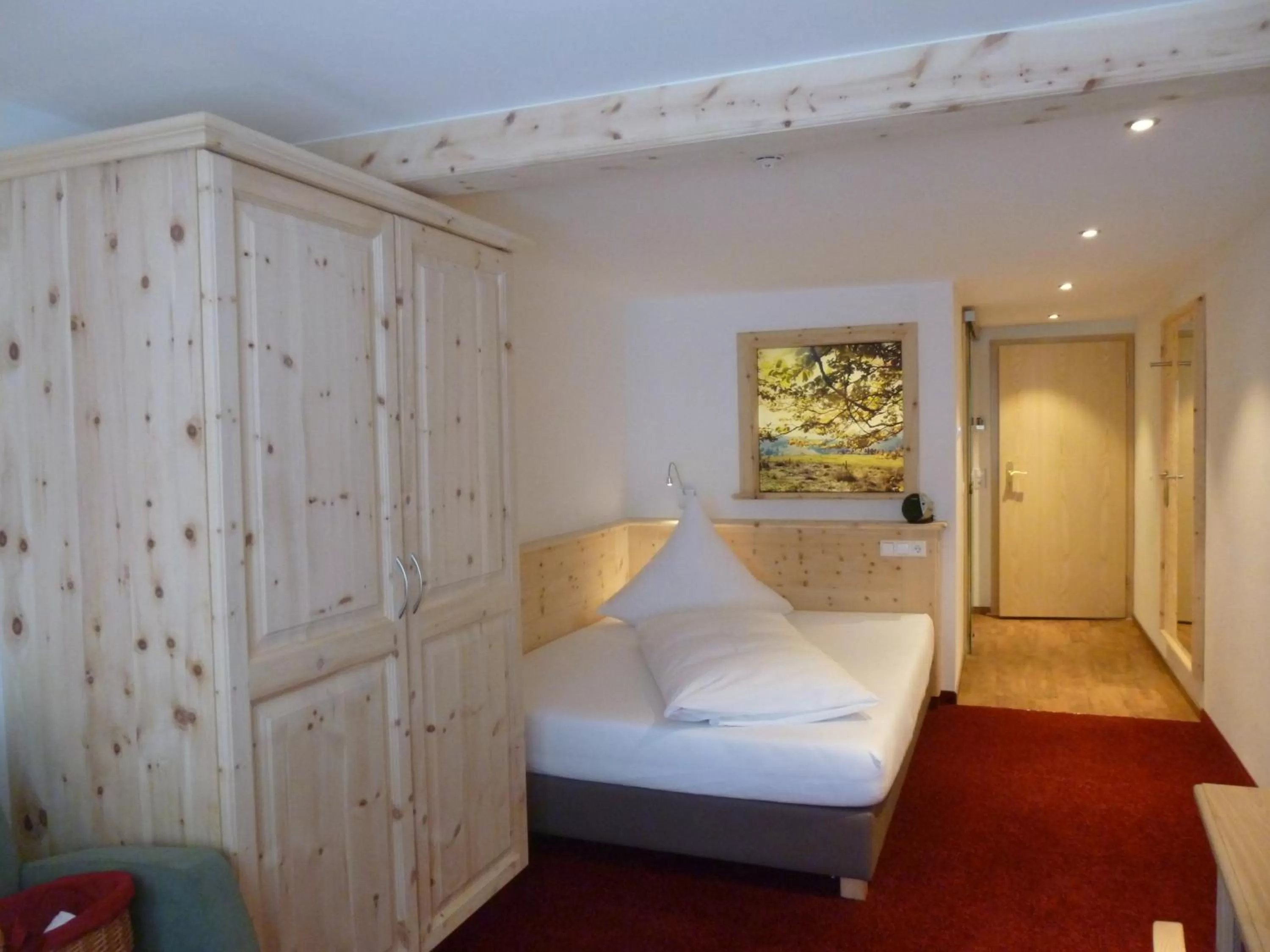 Photo of the whole room, Bed in Hotel Schwarzwald-Gasthof Rößle