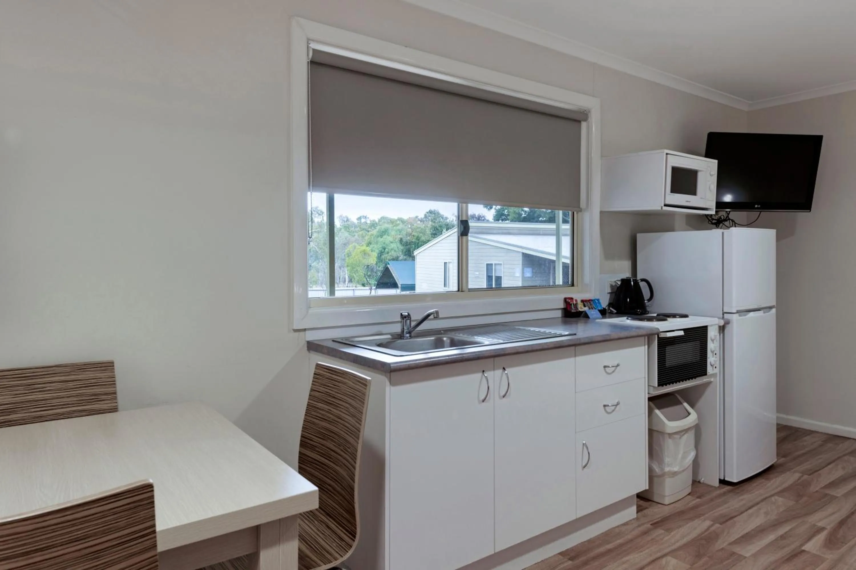 Kitchen or kitchenette in Discovery Parks - Dubbo