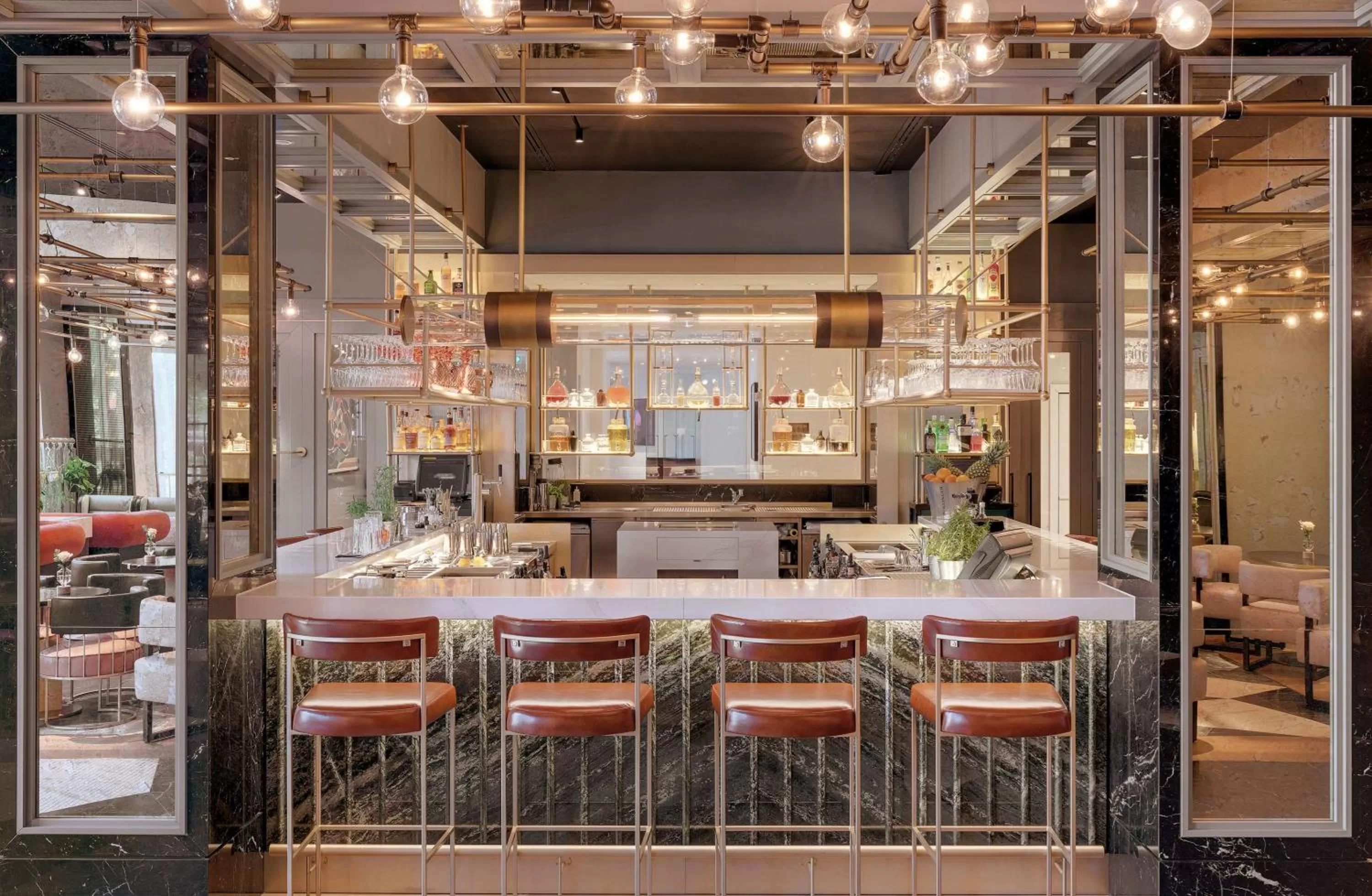 Lounge or bar in Hilton Munich City