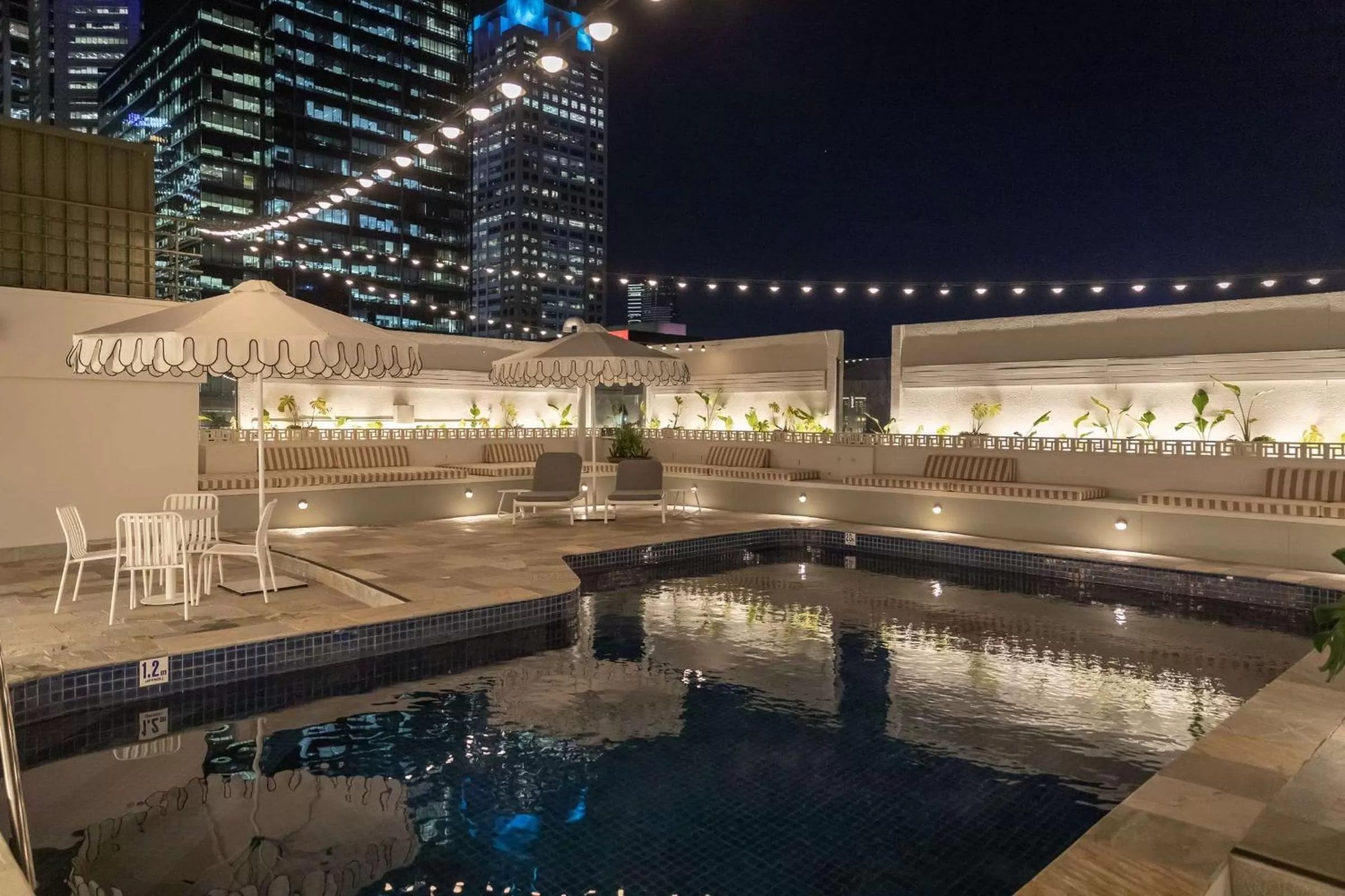 Pool view in Rydges Melbourne