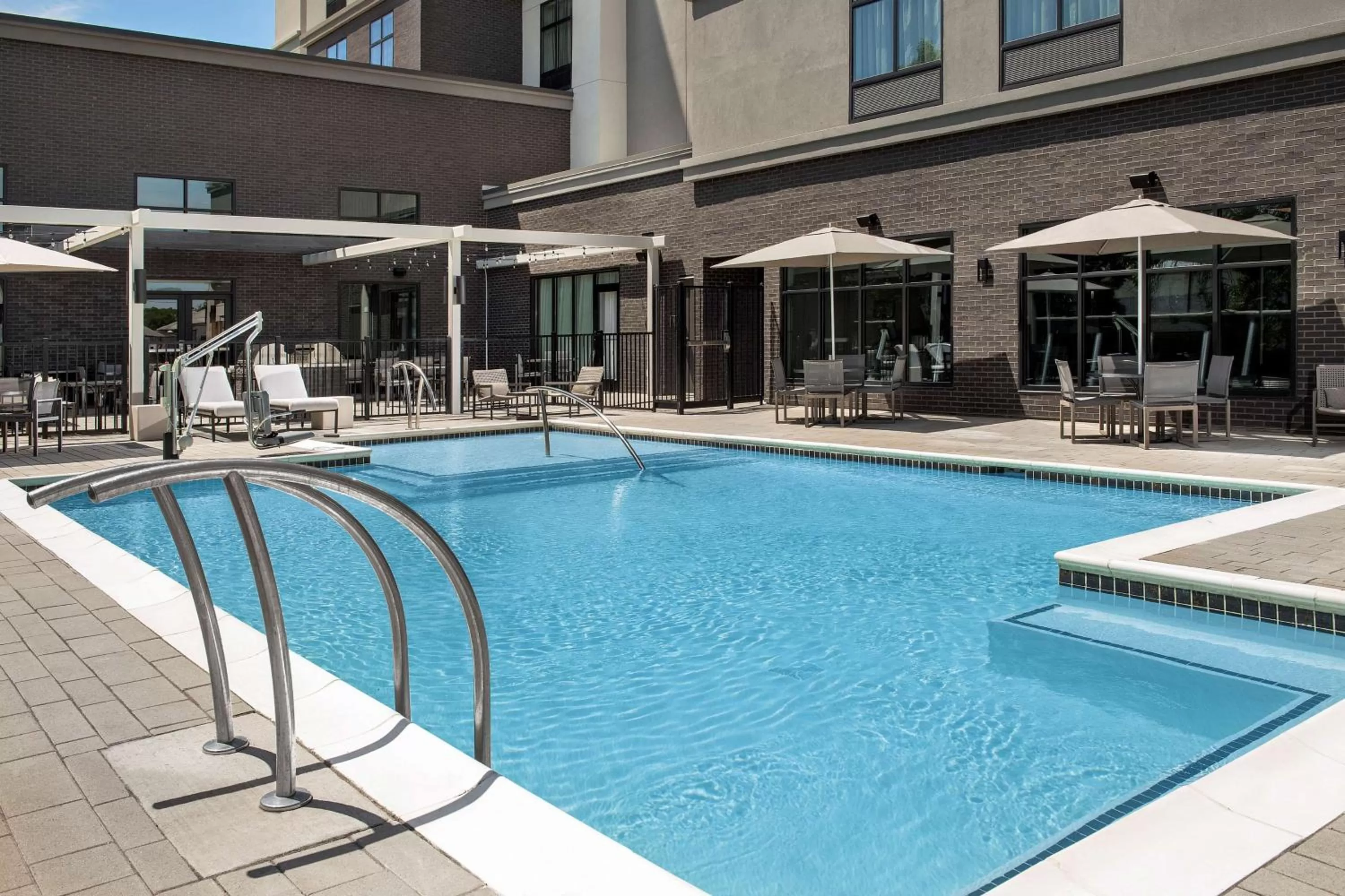 Pool view in Homewood Suites By Hilton Louisville Airport