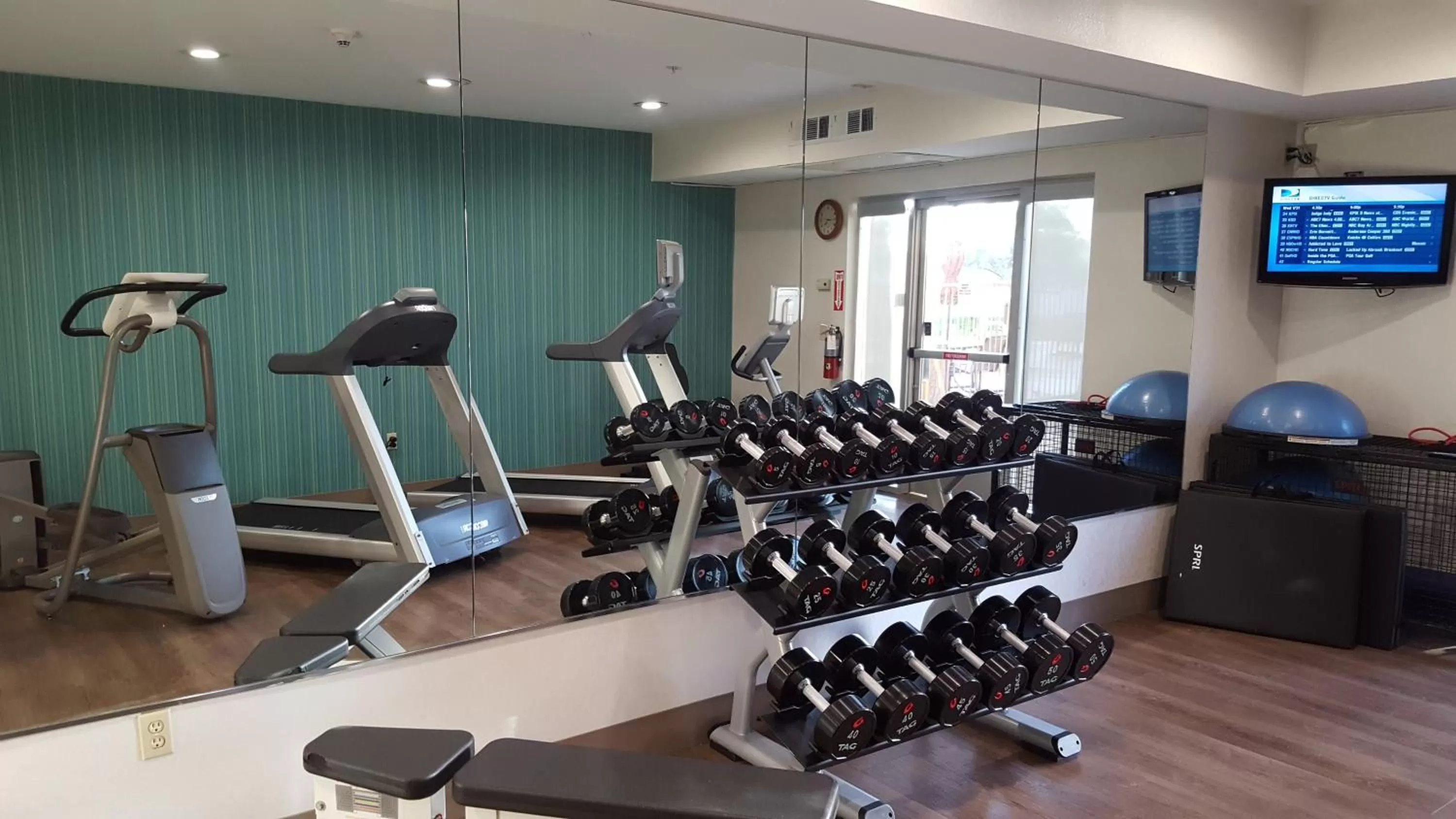 Fitness centre/facilities in Holiday Inn Express Fremont - Milpitas Central by IHG