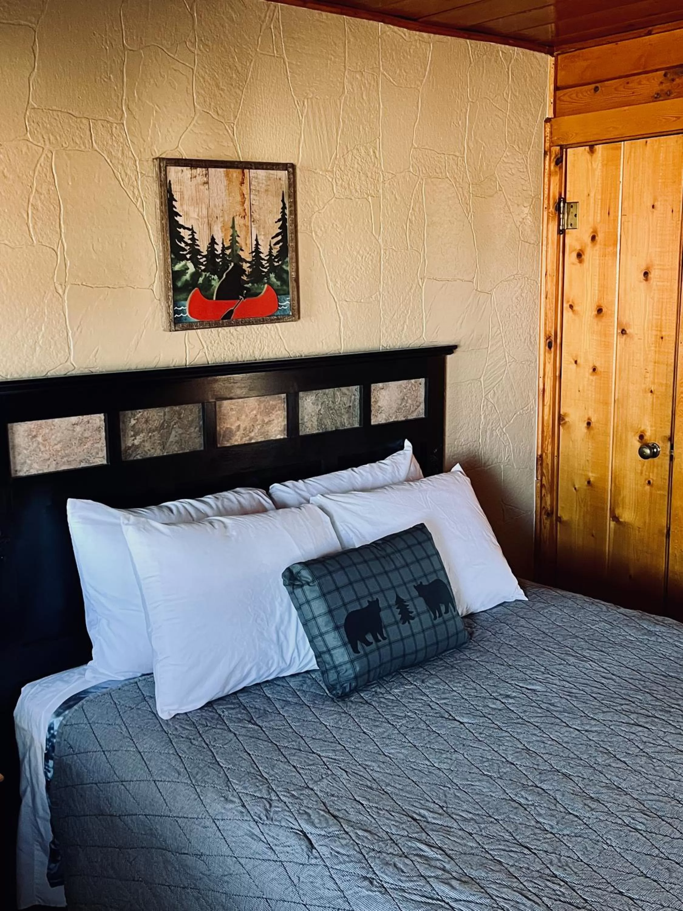 Single Room in Lodge at Poncha Springs