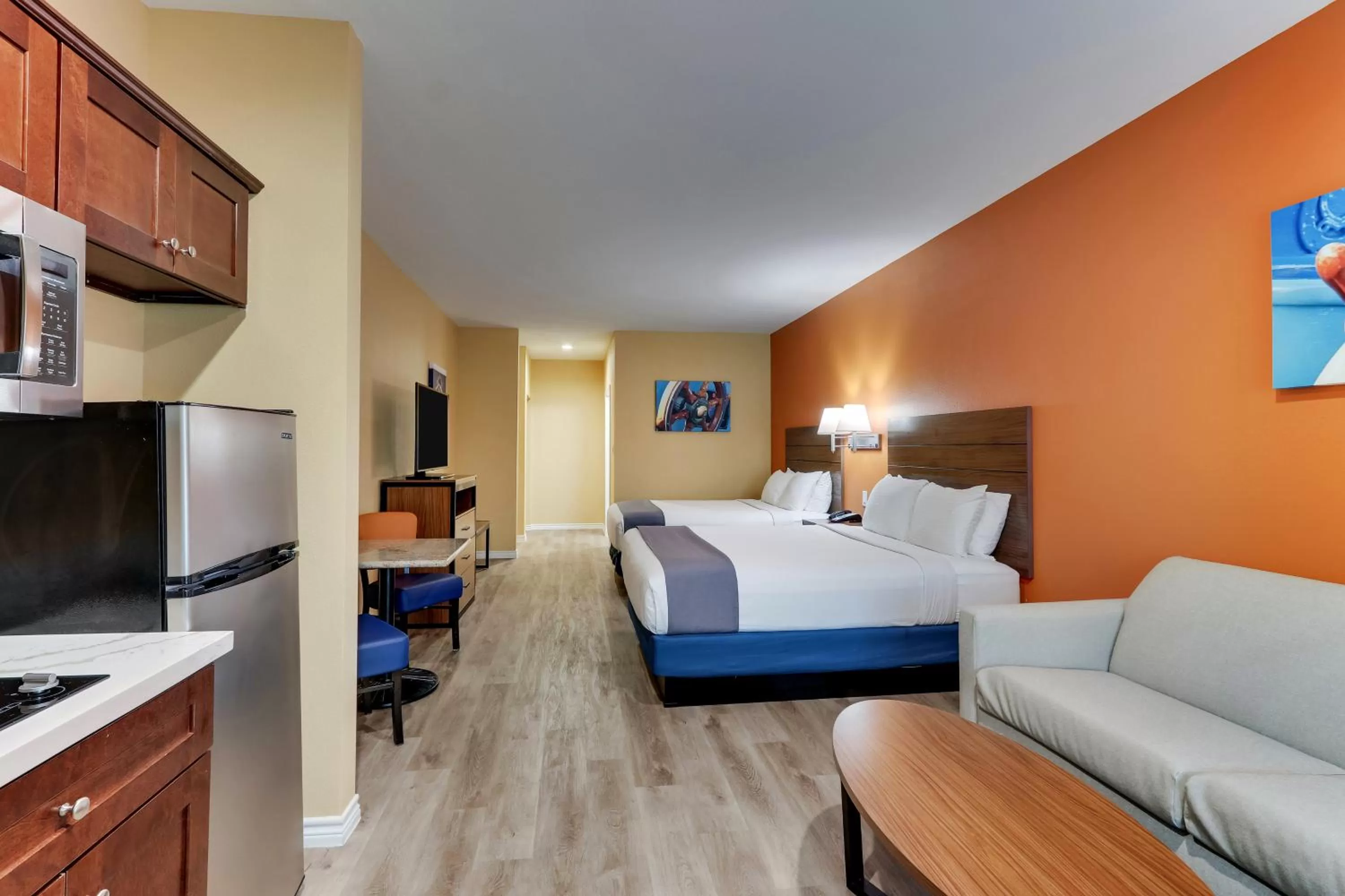 Bed in Captains Quarters Inn