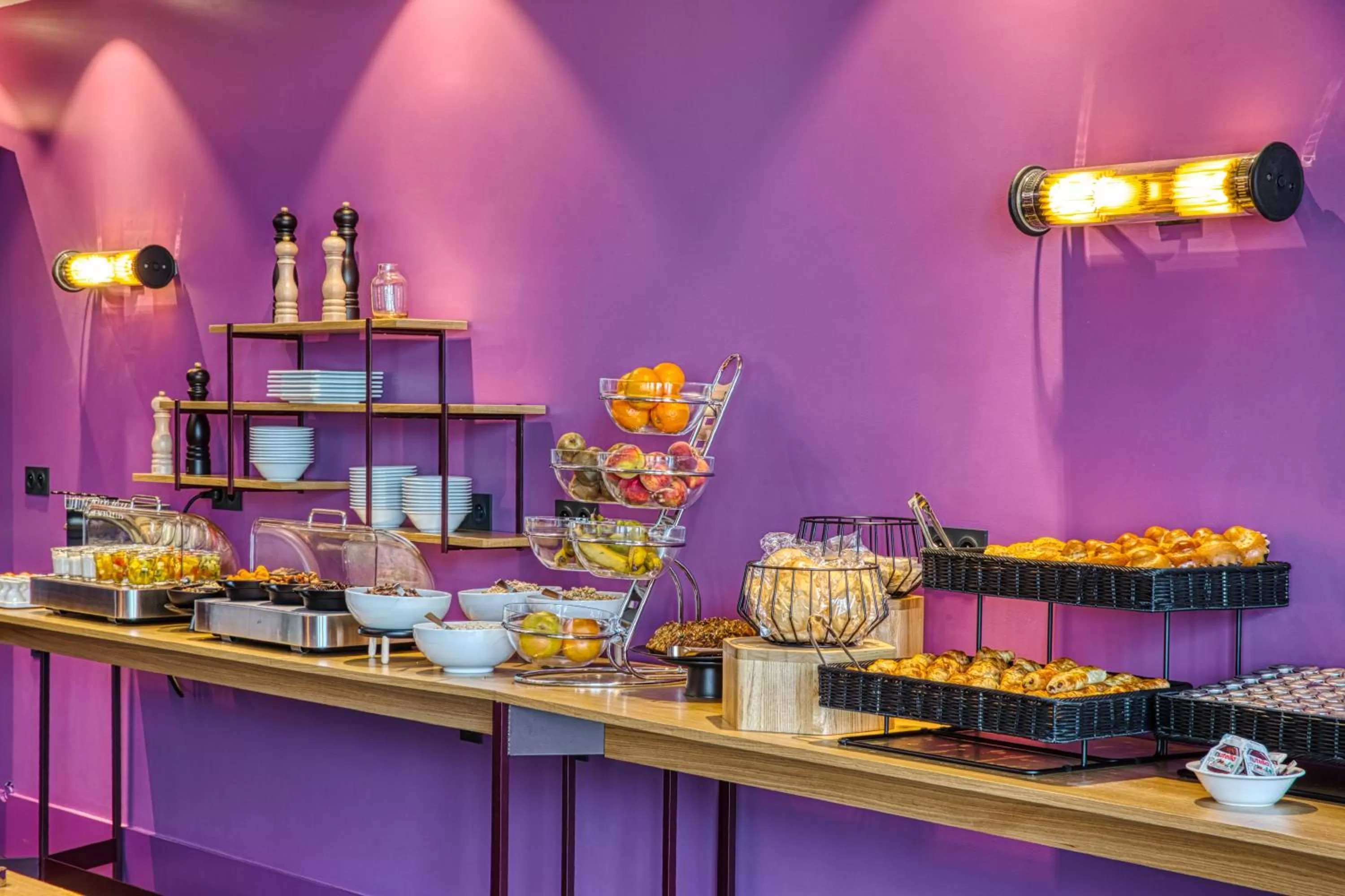 Food and drinks in Aiden by Best Western Clermont-Ferrand Hotel & Spa