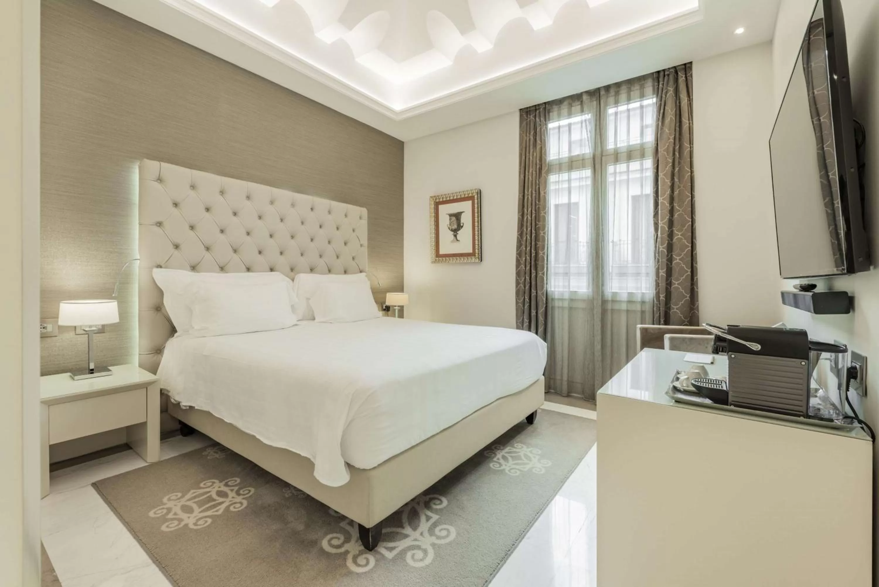 Bedroom, Bed in Aleph Rome Hotel, Curio Collection By Hilton