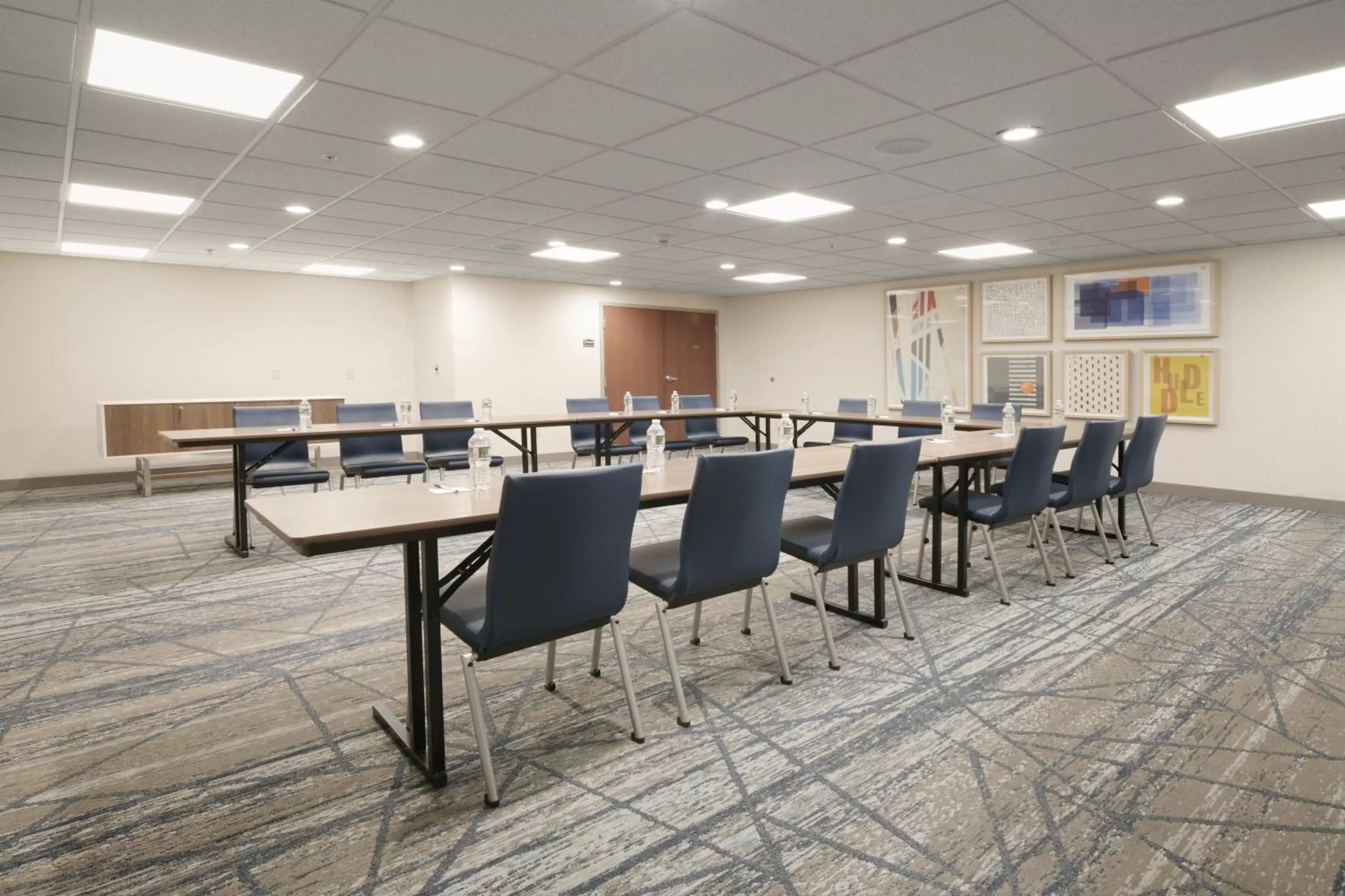 Meeting/conference room in Holiday Inn Express & Suites - Williamstown - Glassboro by IHG