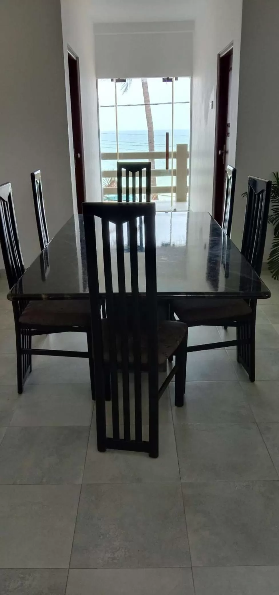 Dining Area in Amssler Beach Stay