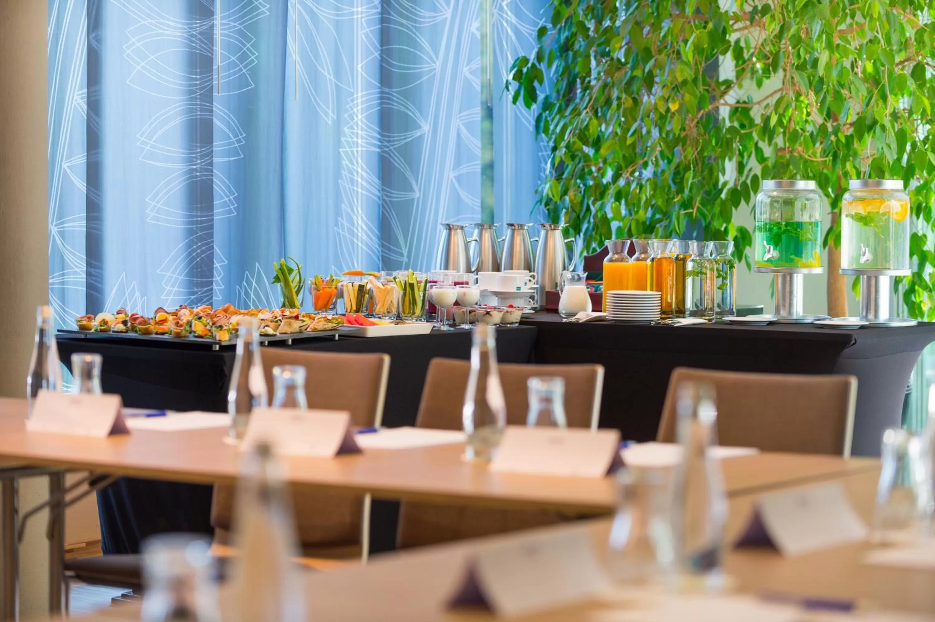 Business facilities in Hotel Vivaldi