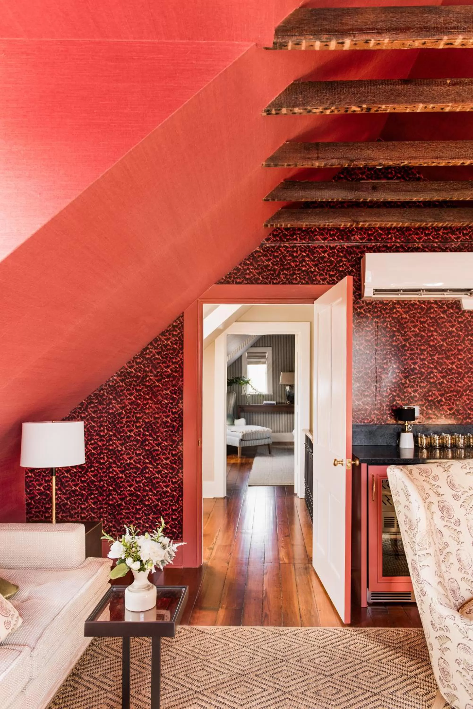 Library in 86 Cannon Charleston - Adults Only