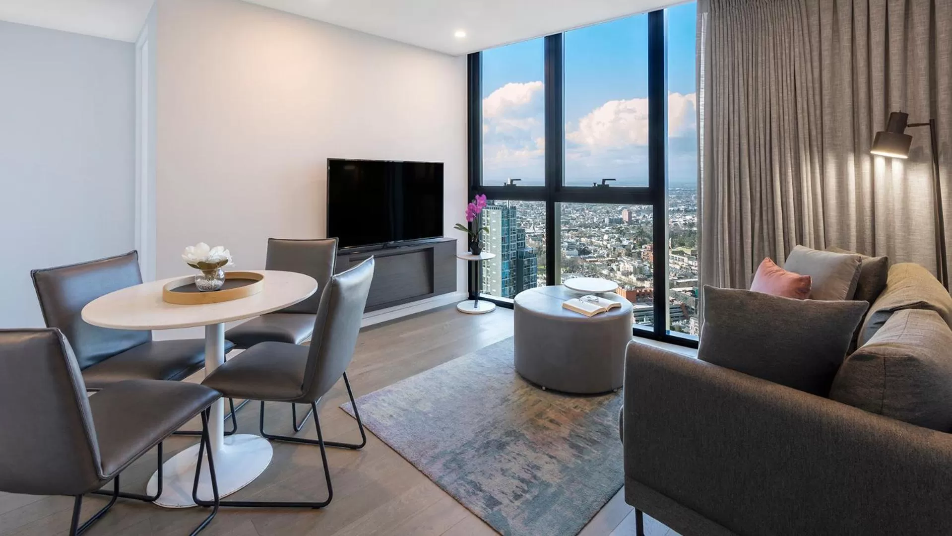 TV and multimedia in Avani Melbourne Central Residences