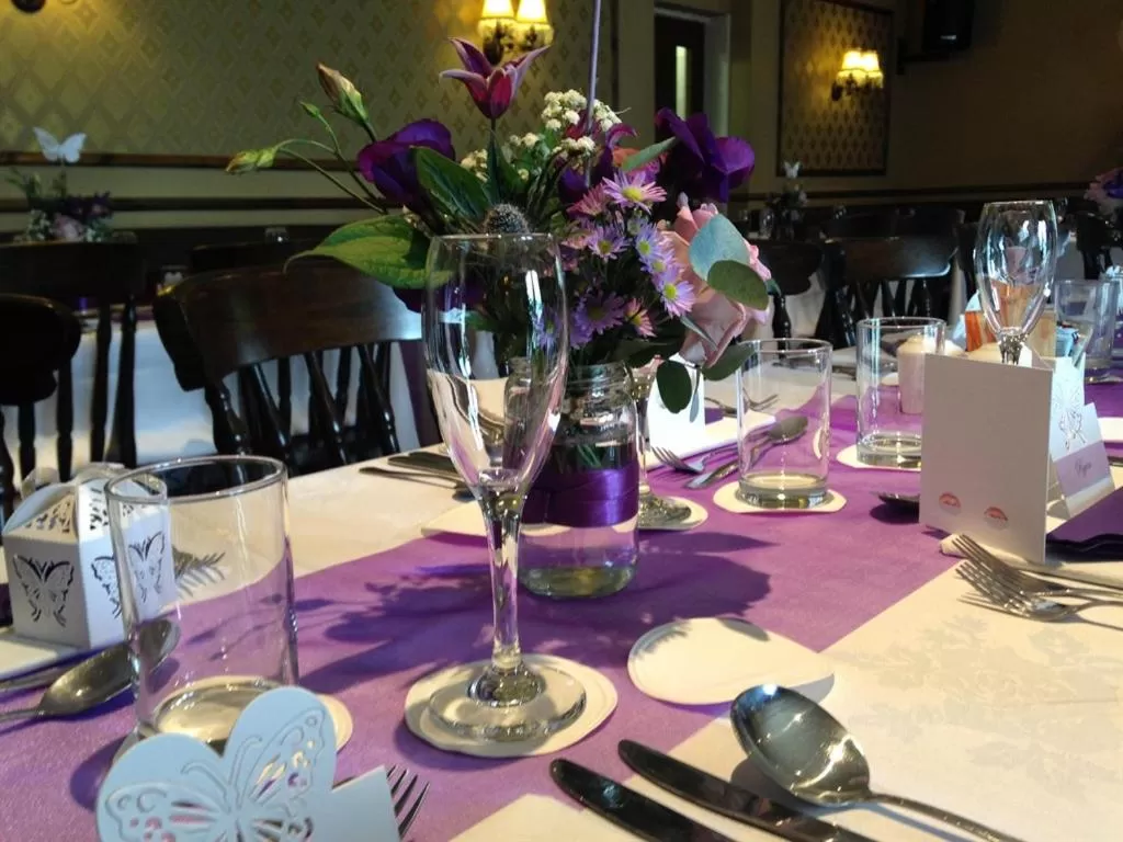 Dining area in The Golf Tavern