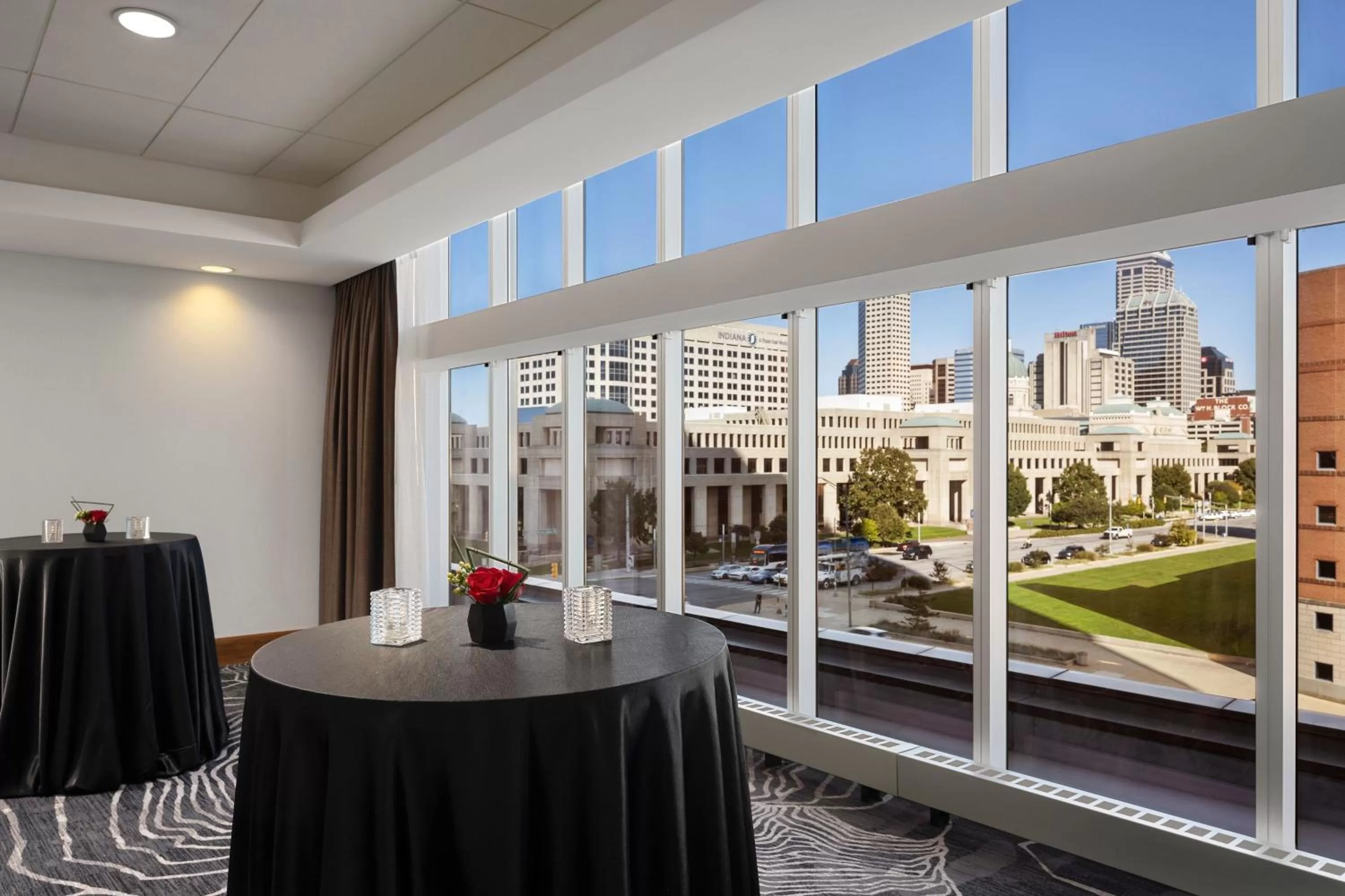 Lobby or reception in JW Marriott Indianapolis