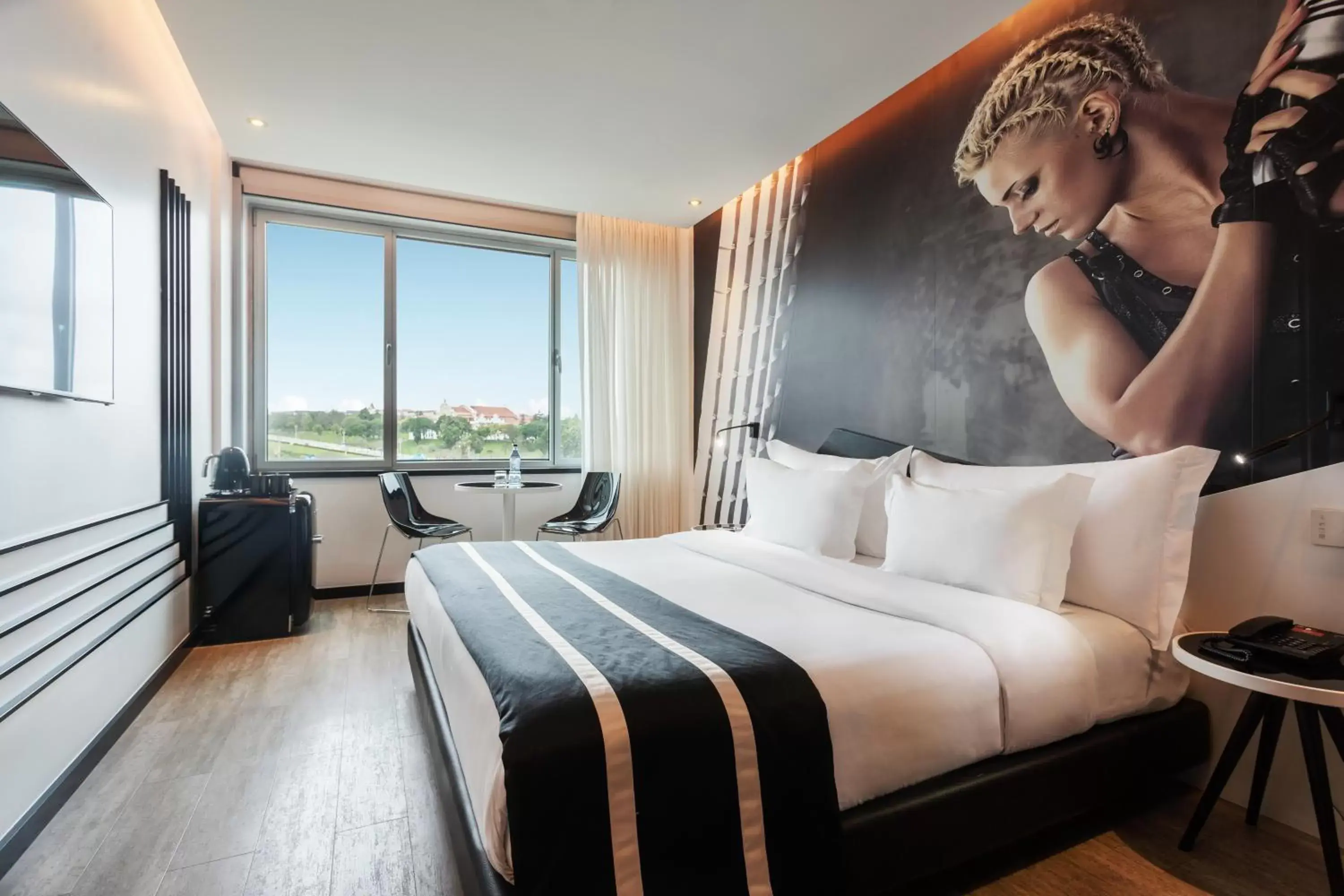 Melody King in HF Fenix Music Melody King in HF Fenix Music