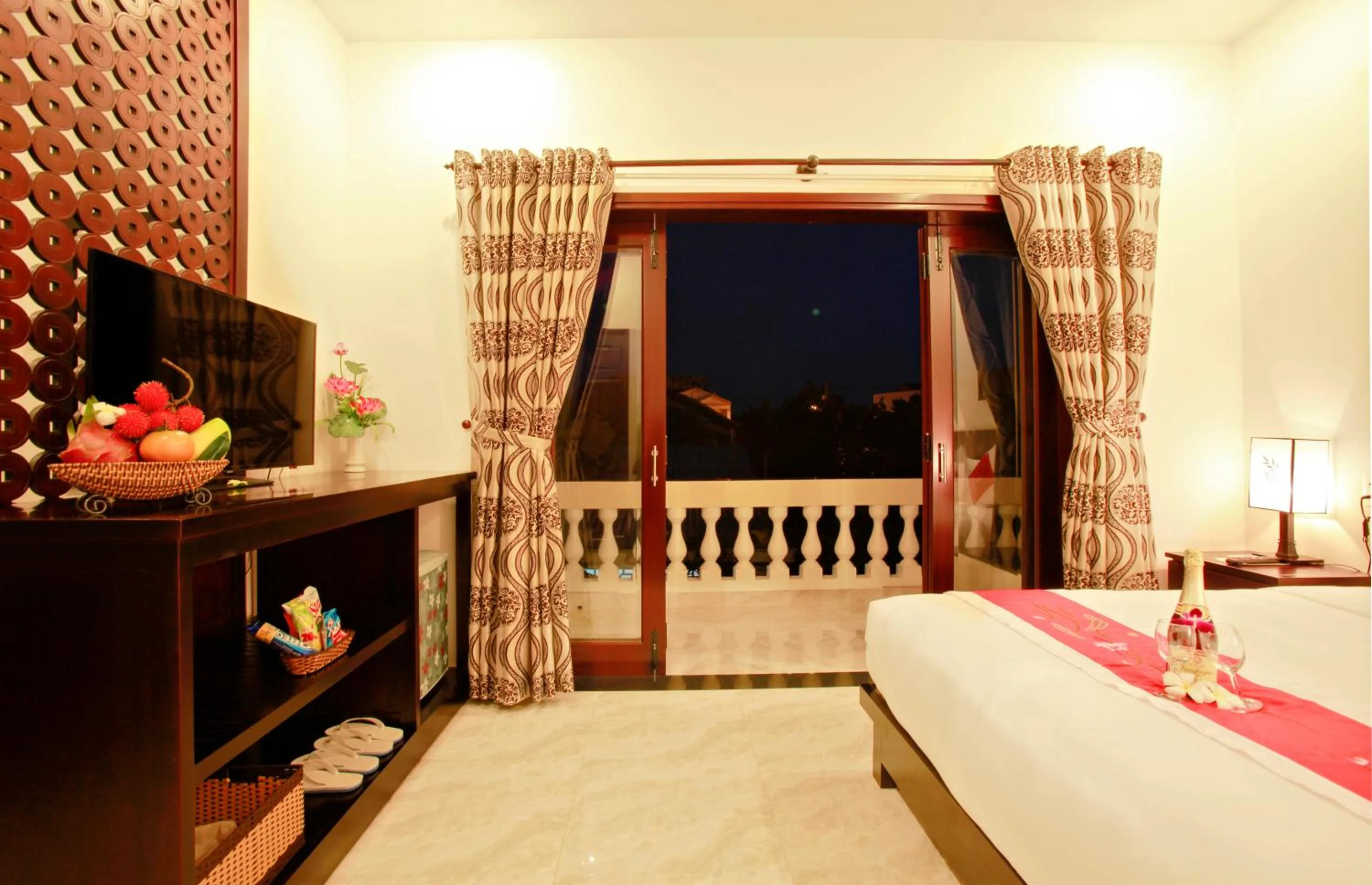 Photo of the whole room, Bed in Pham Gia Boutique Villa