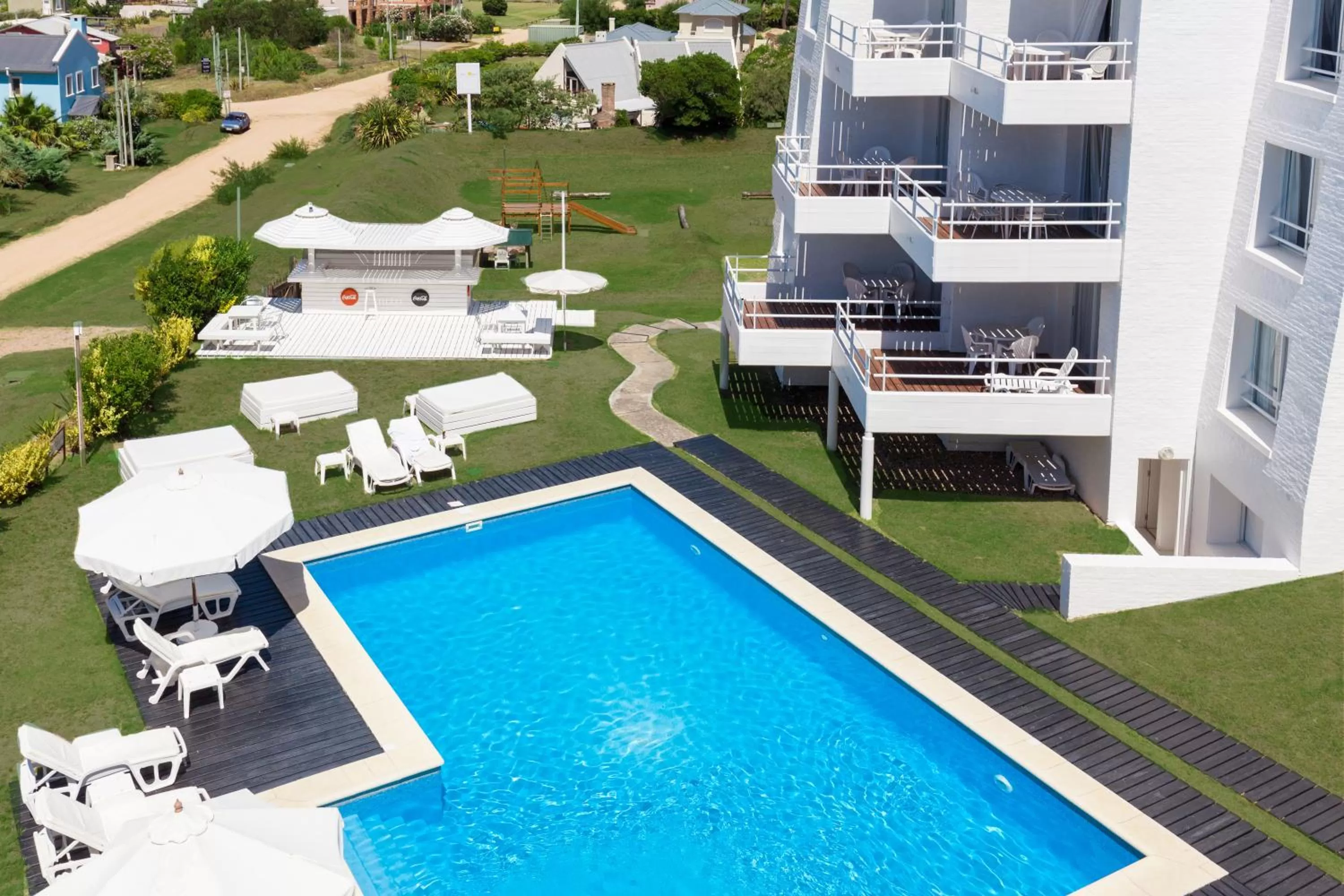 Patio, Pool View in Hotel Las Olas Resort