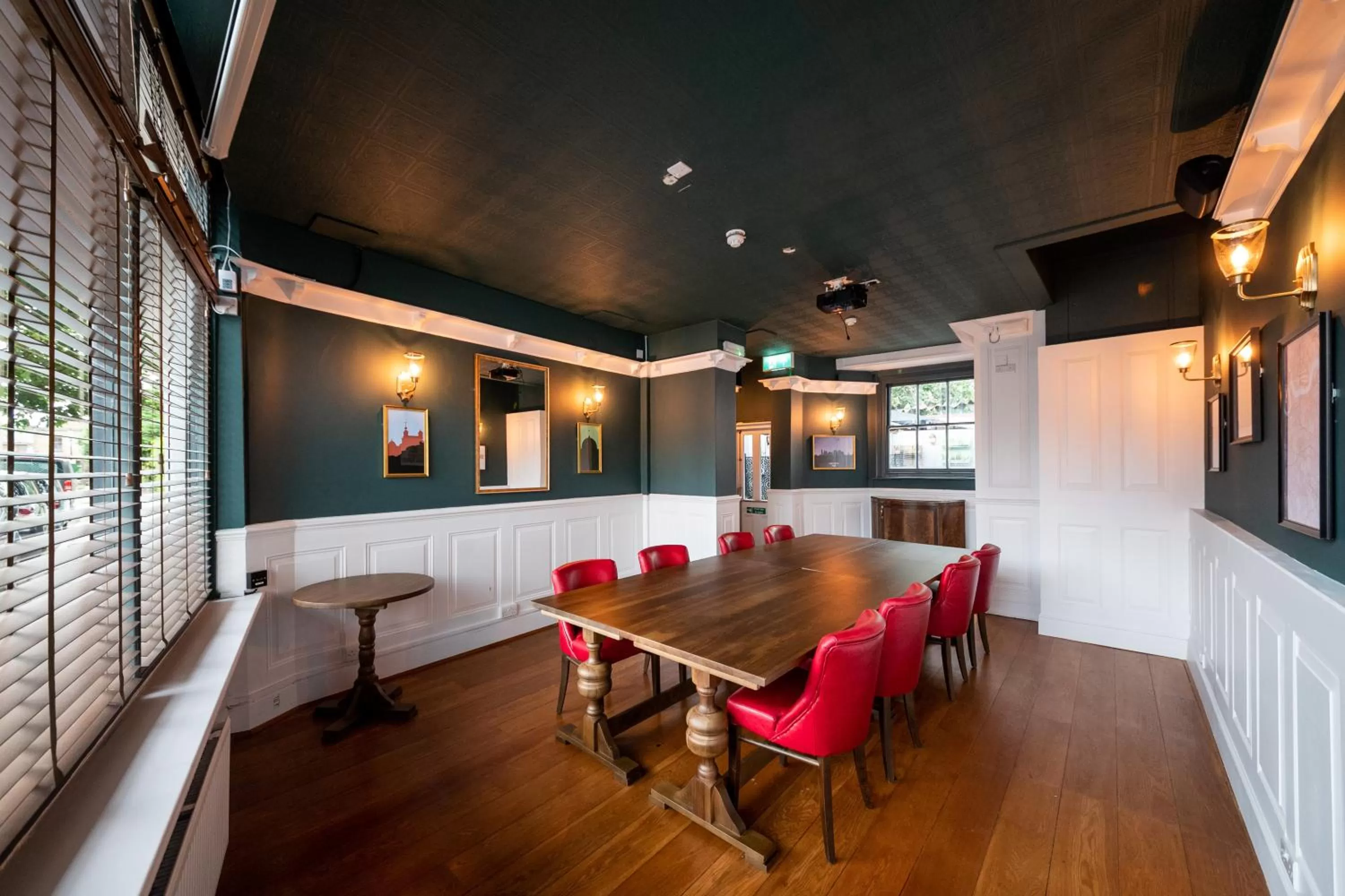 Business facilities in The Mitre by Innkeeper's Collection