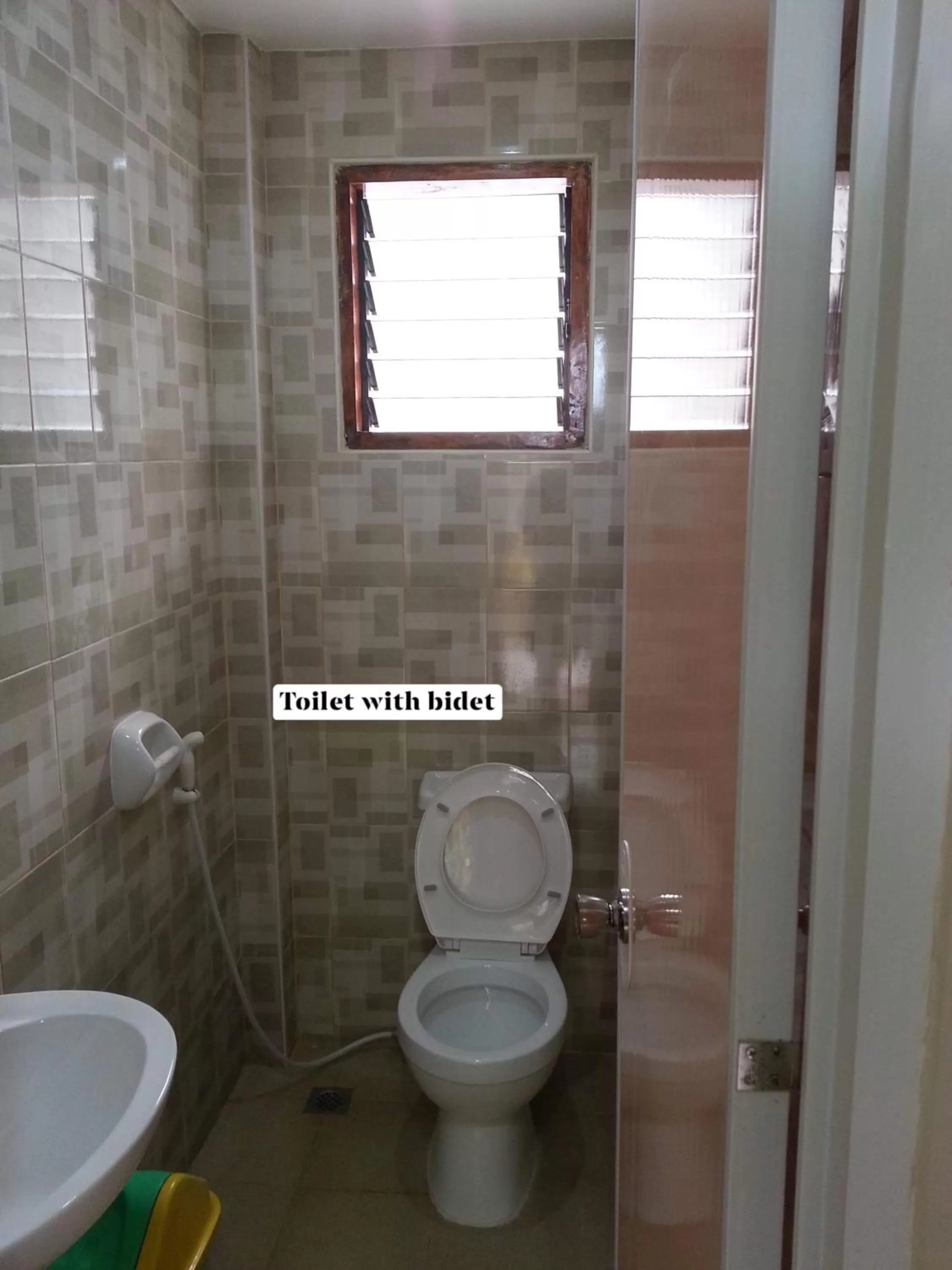 D's Oceanview Beach Resort