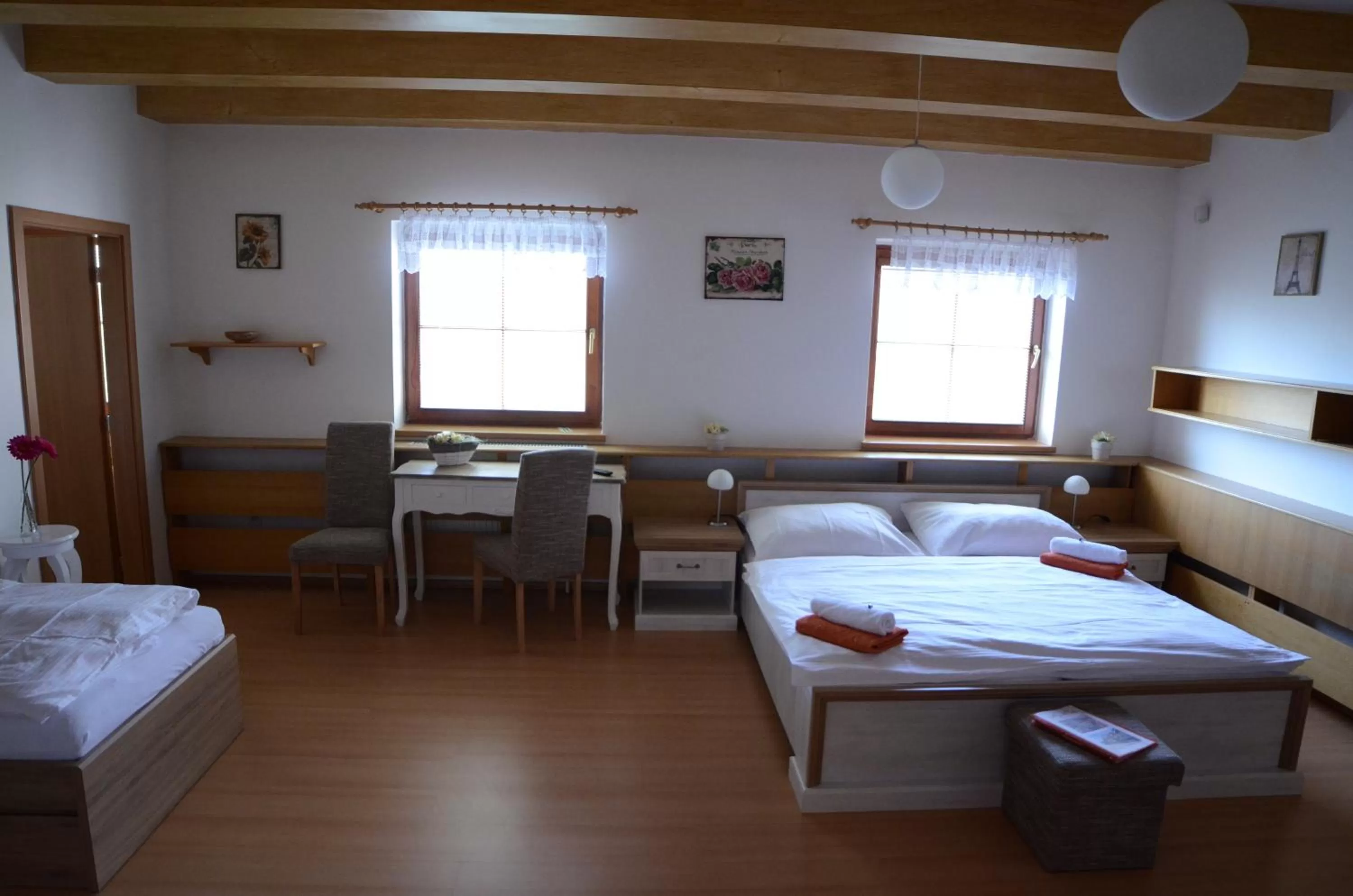 Bed in Hotel Le Café