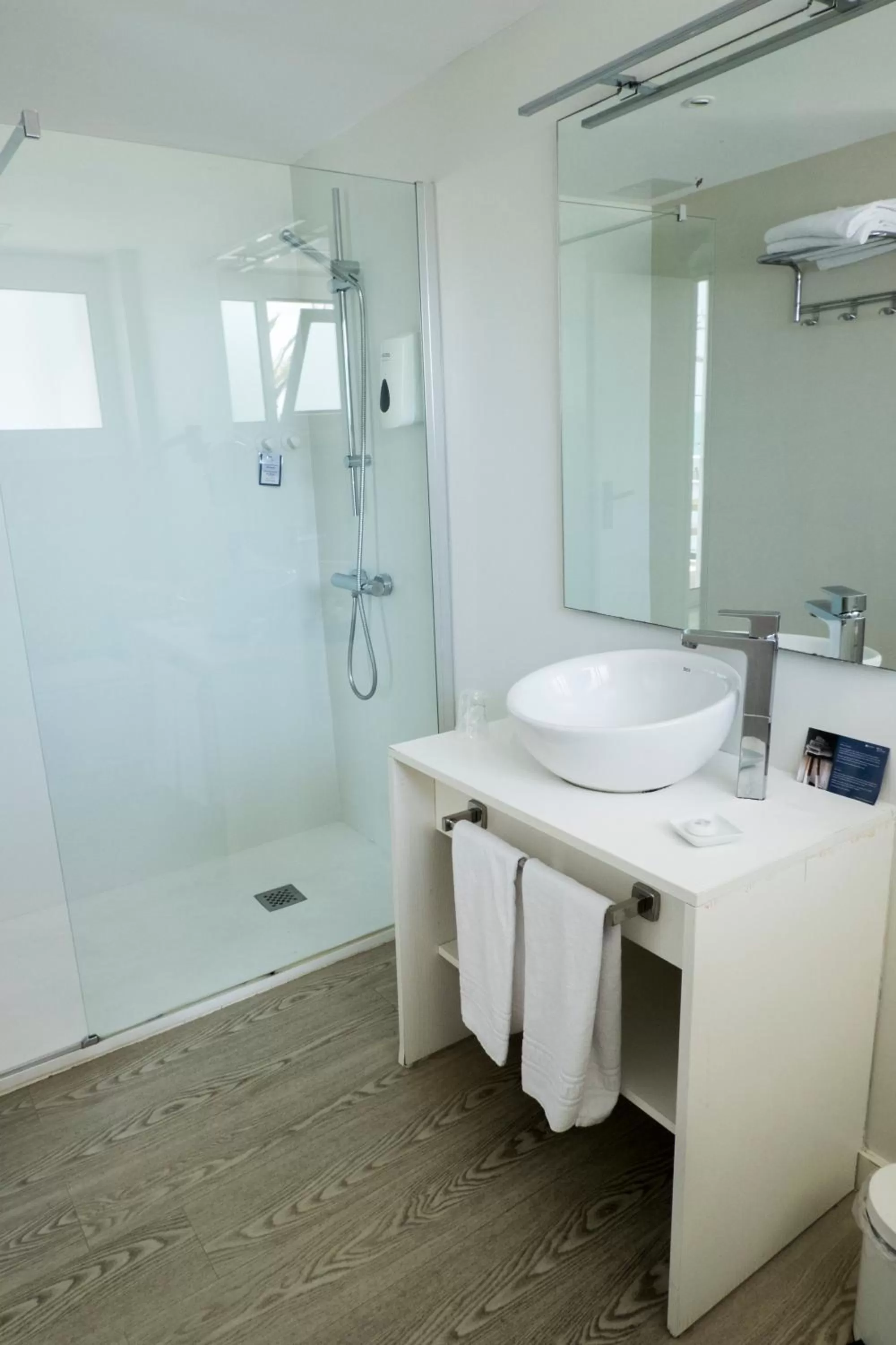 Bathroom in Hotel Subur Maritim