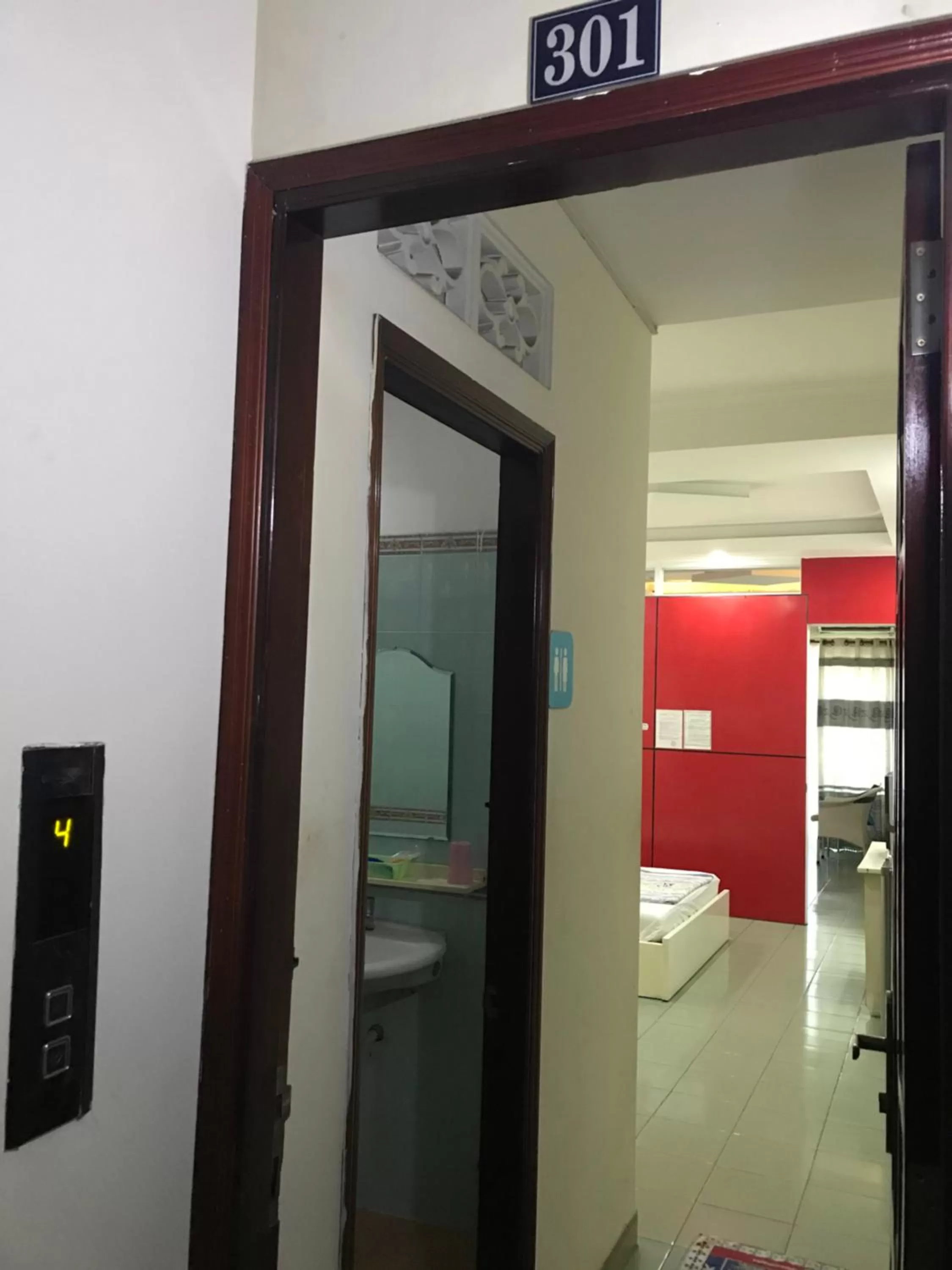 Bathroom in Bao Long Hotel