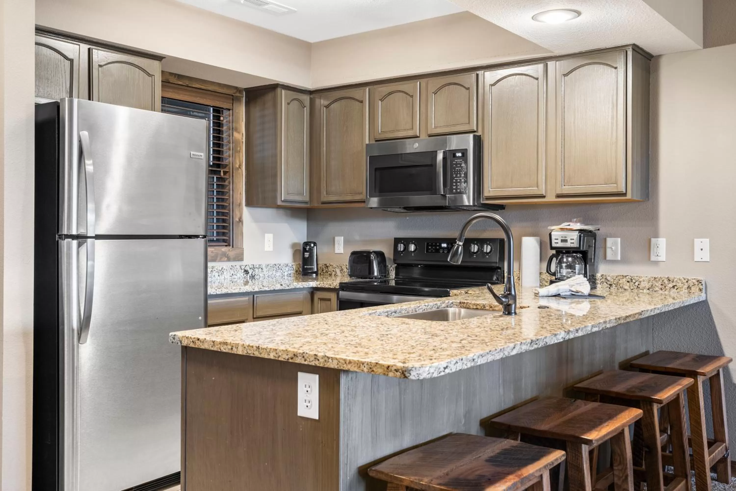Kitchen or kitchenette in Table Rock Resorts at Indian Point