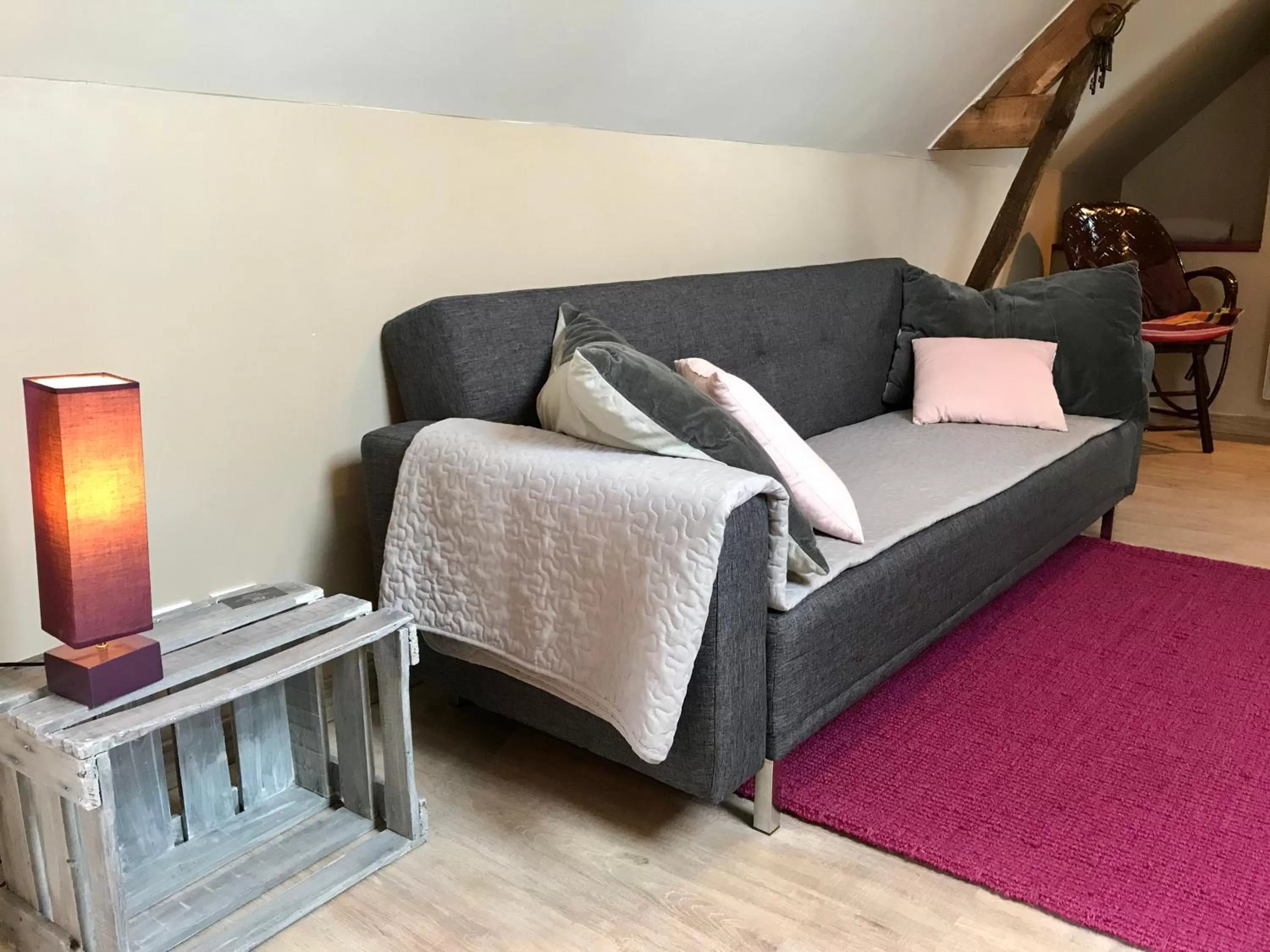 Bathroom, Bed in Le Grenier du Jardin