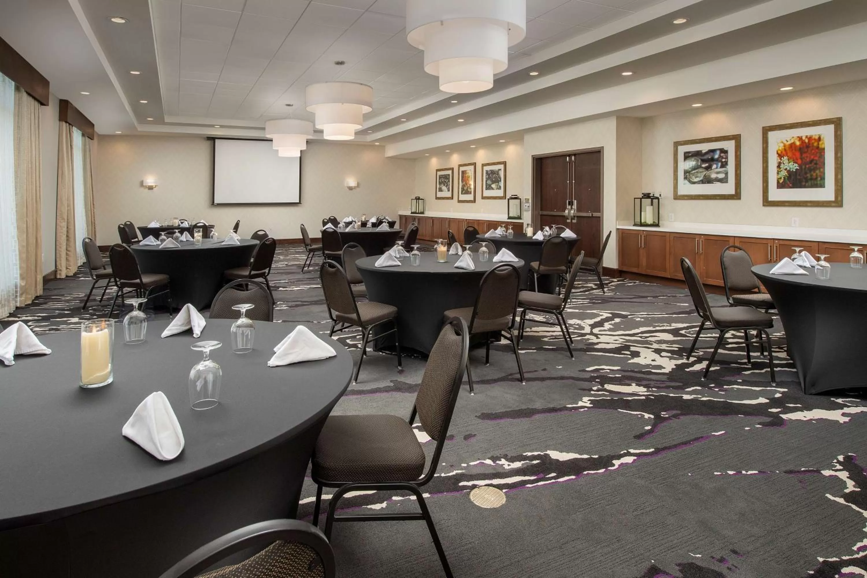 Meeting/conference room in Hilton Garden Inn Charlotte Airport