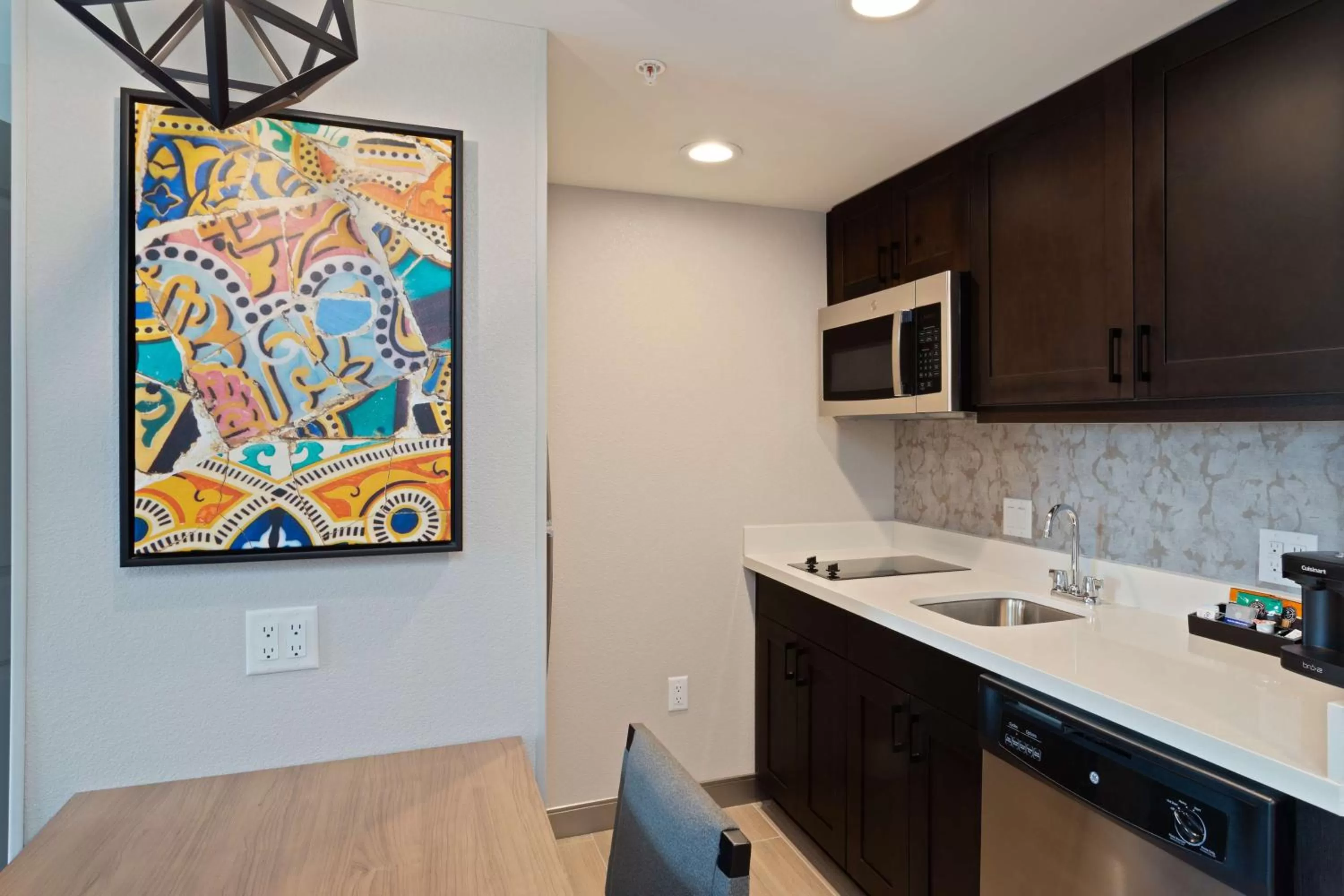 Kitchen or kitchenette in Homewood Suites by Hilton St Augustine San Sebastian