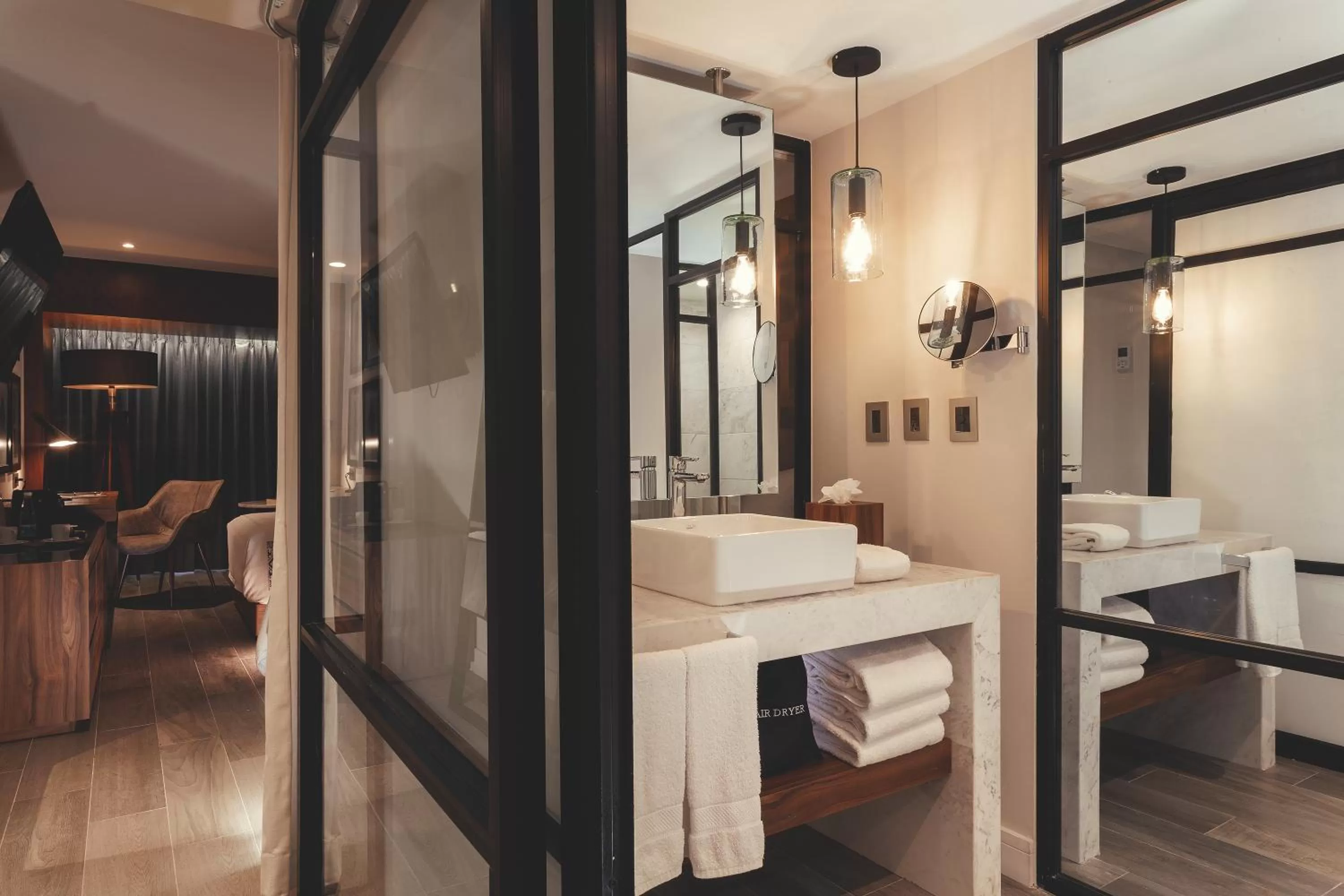 Bathroom, Bed in Hotel Indigo Guadalajara Expo by IHG