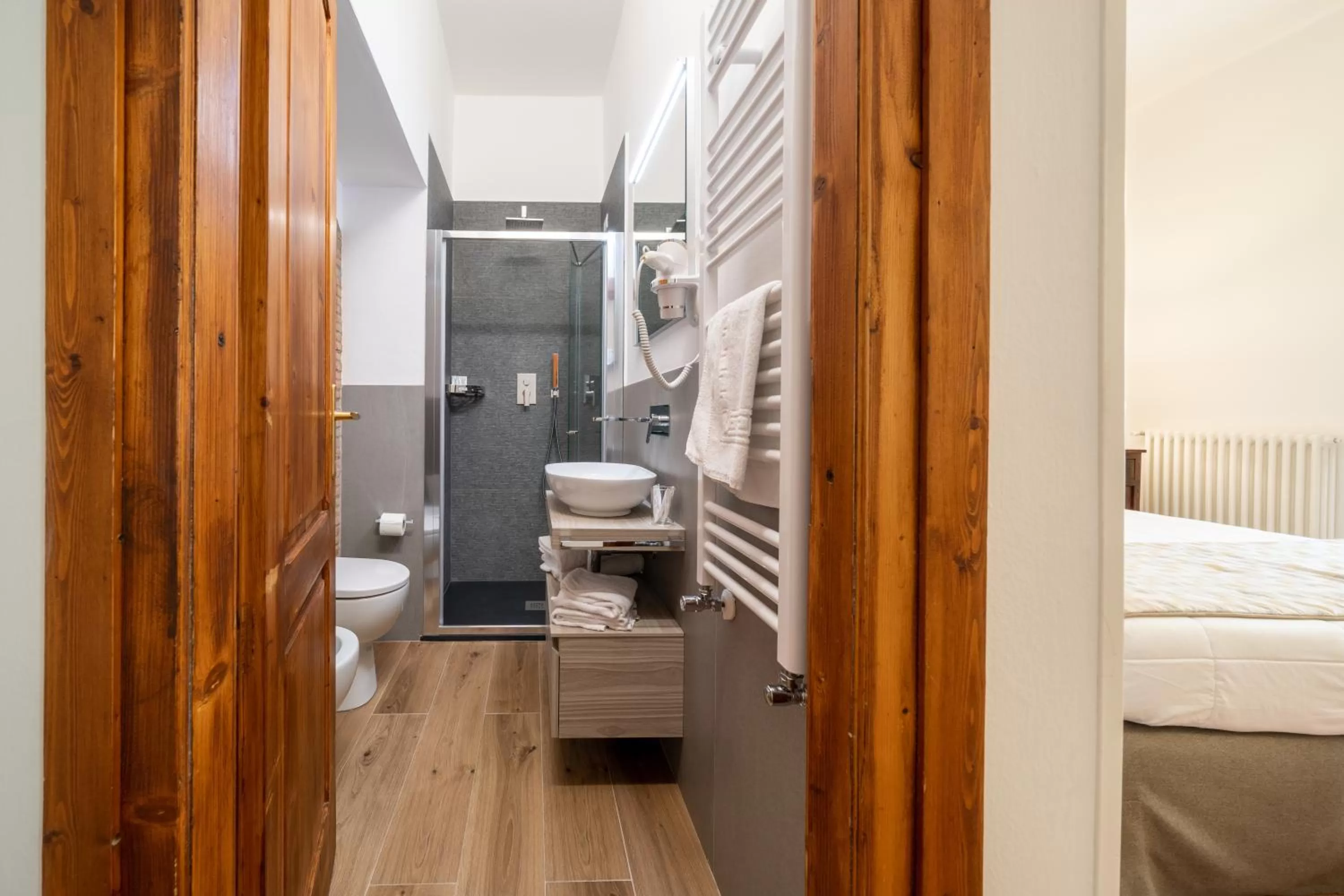 Bathroom, Bed in Affittacamere Valentina