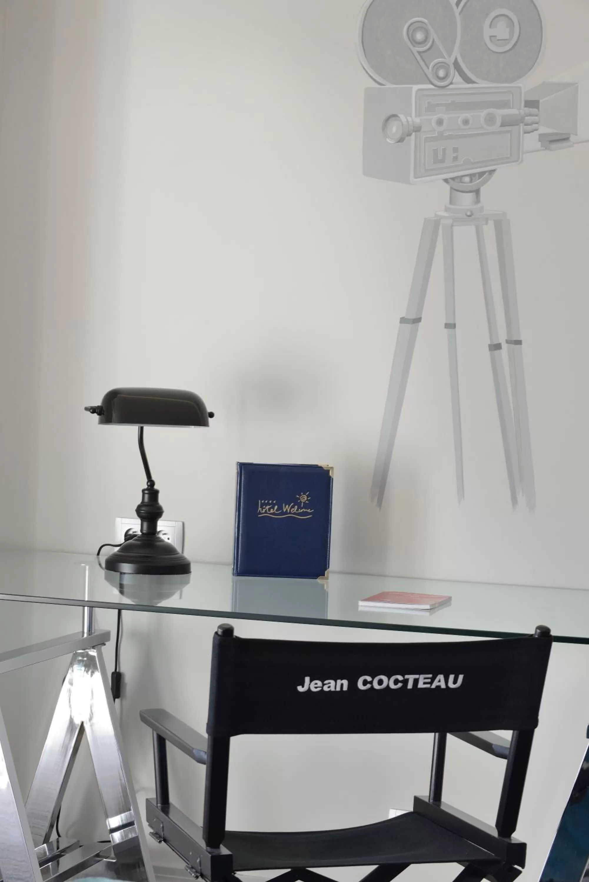 Decorative detail in Welcome Hotel