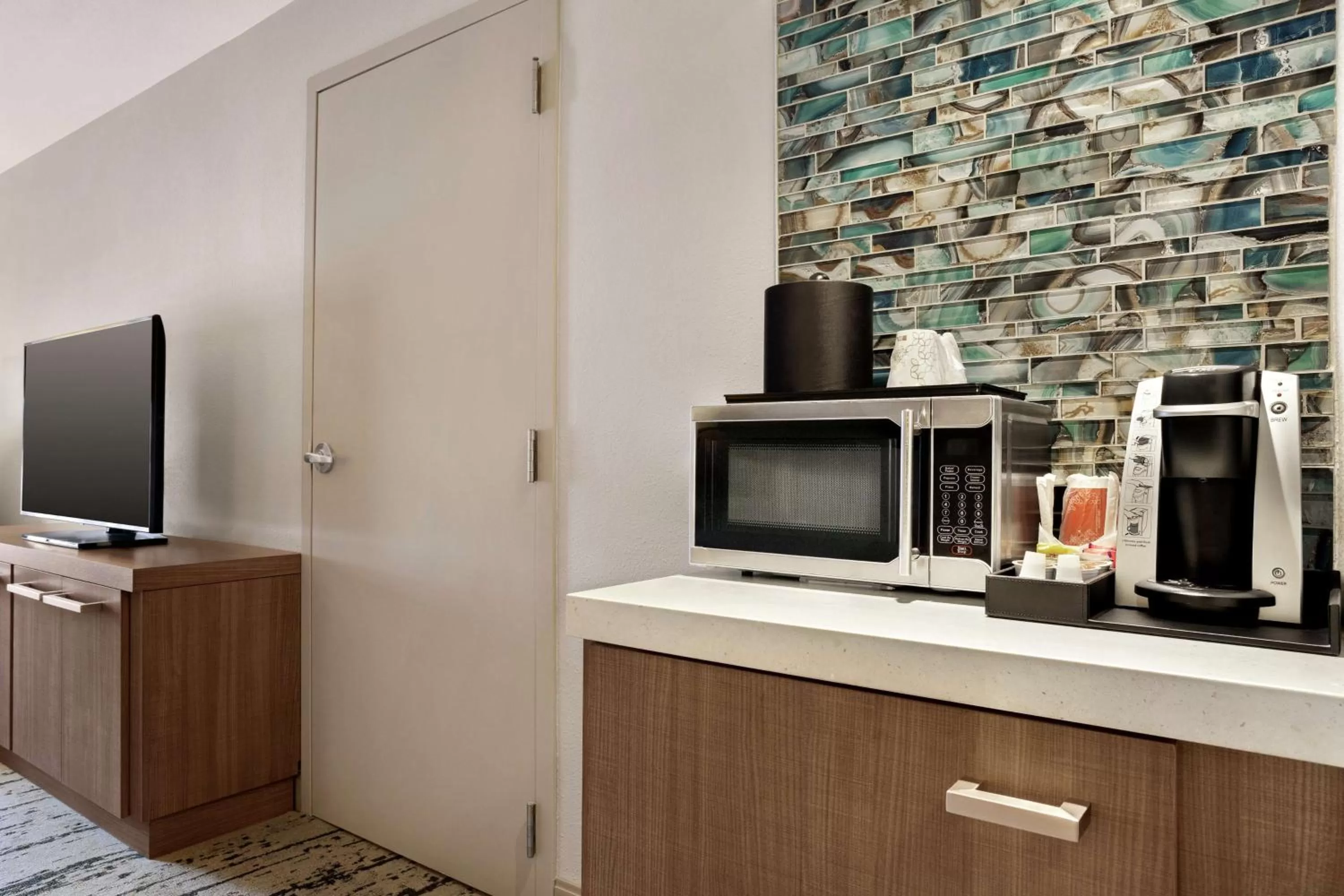 Bedroom in Hilton Garden Inn New Orleans Convention Center