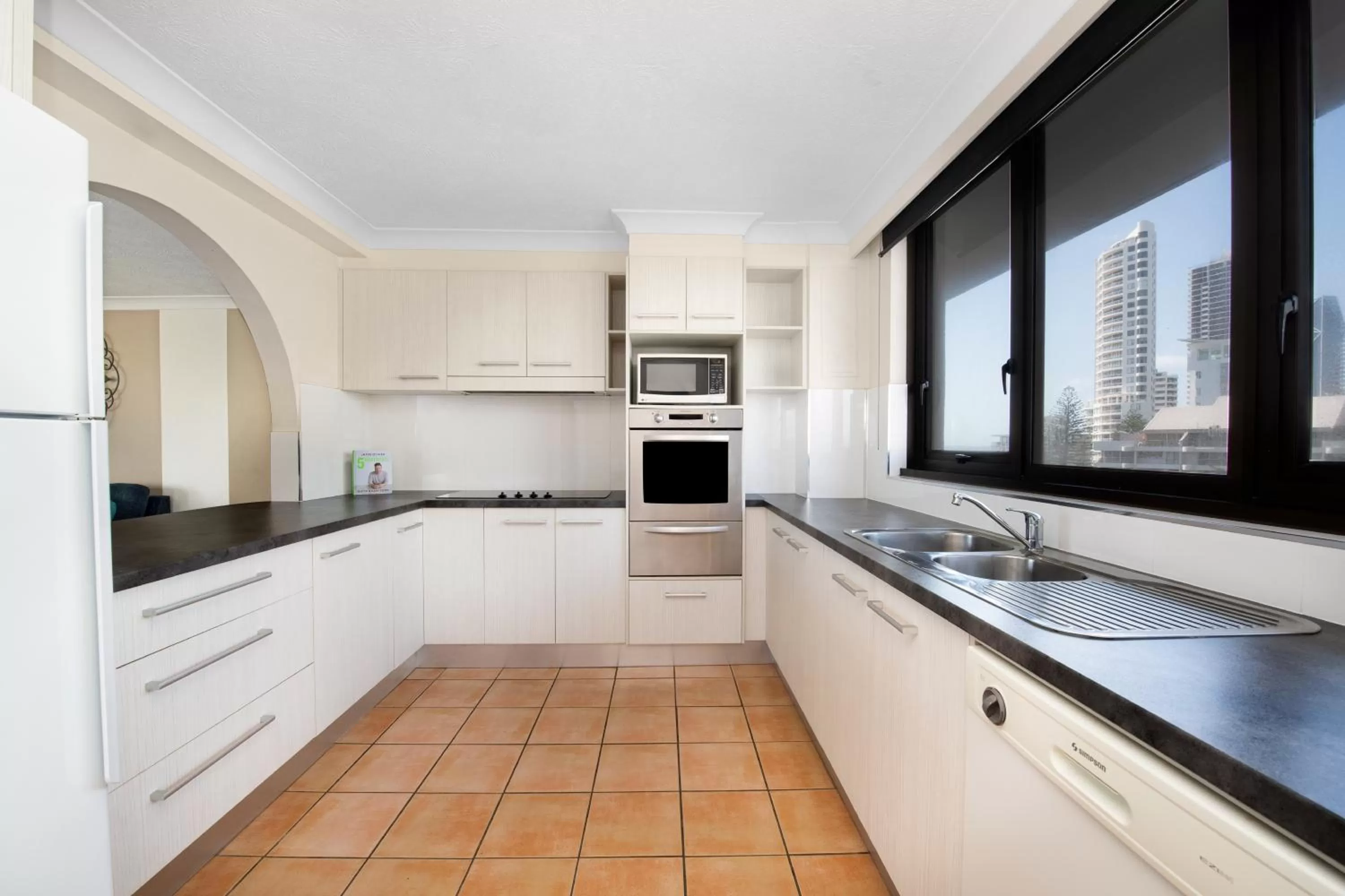 Kitchen or kitchenette in BreakFree Acapulco