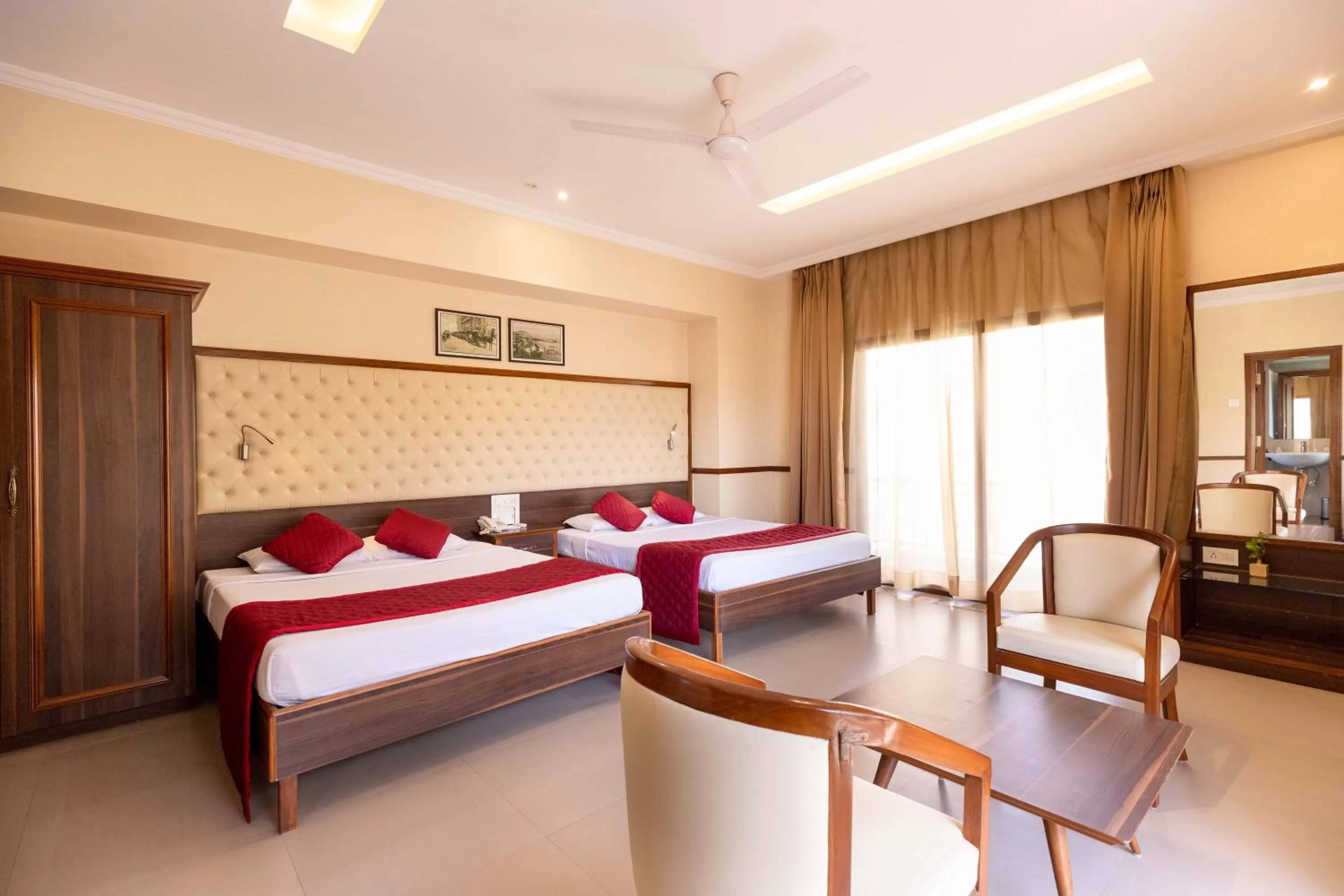 Bedroom, Bed in West End Hotel Opp Bombay Hospital