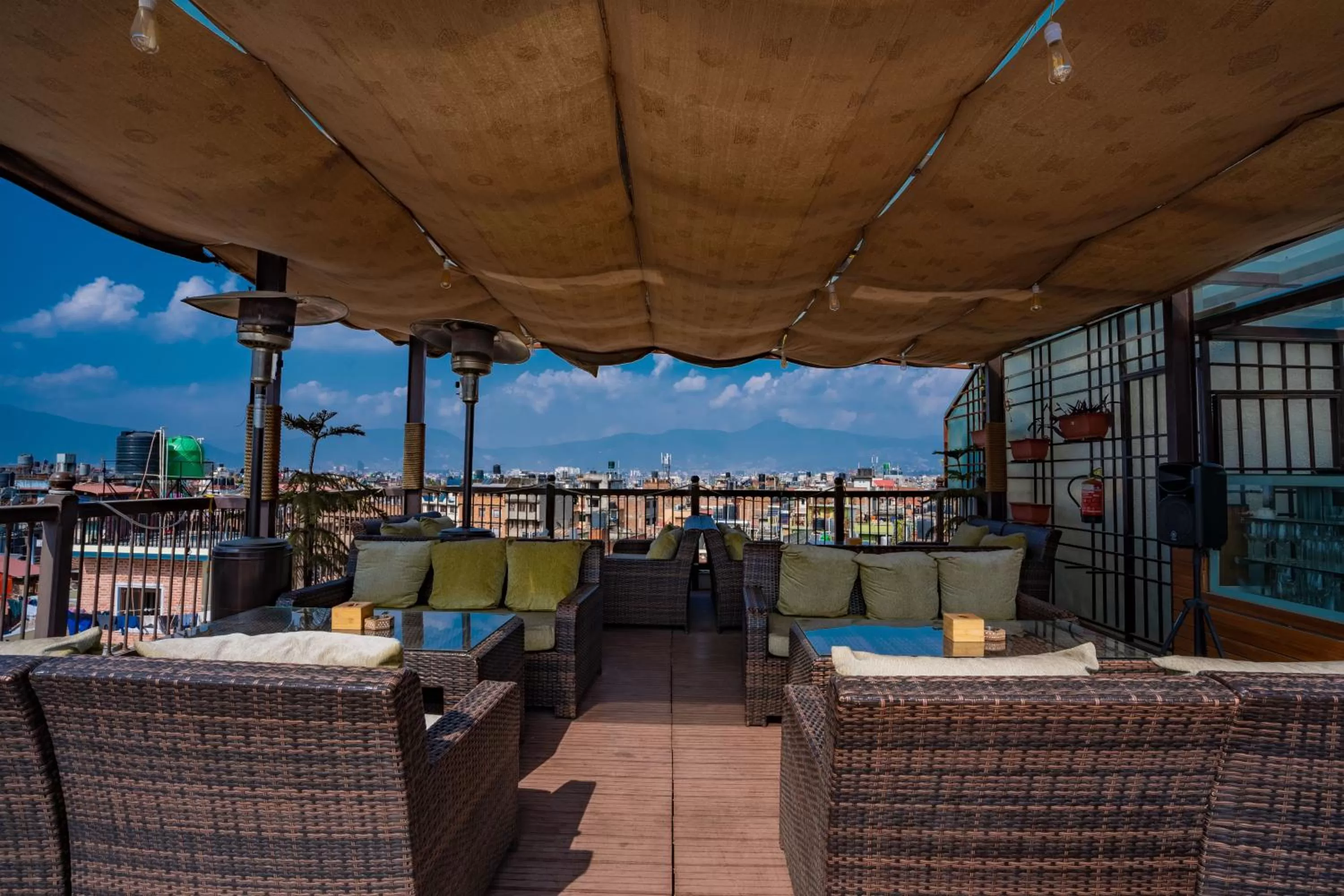 Patio in Pahan Chhen - Boutique Hotel