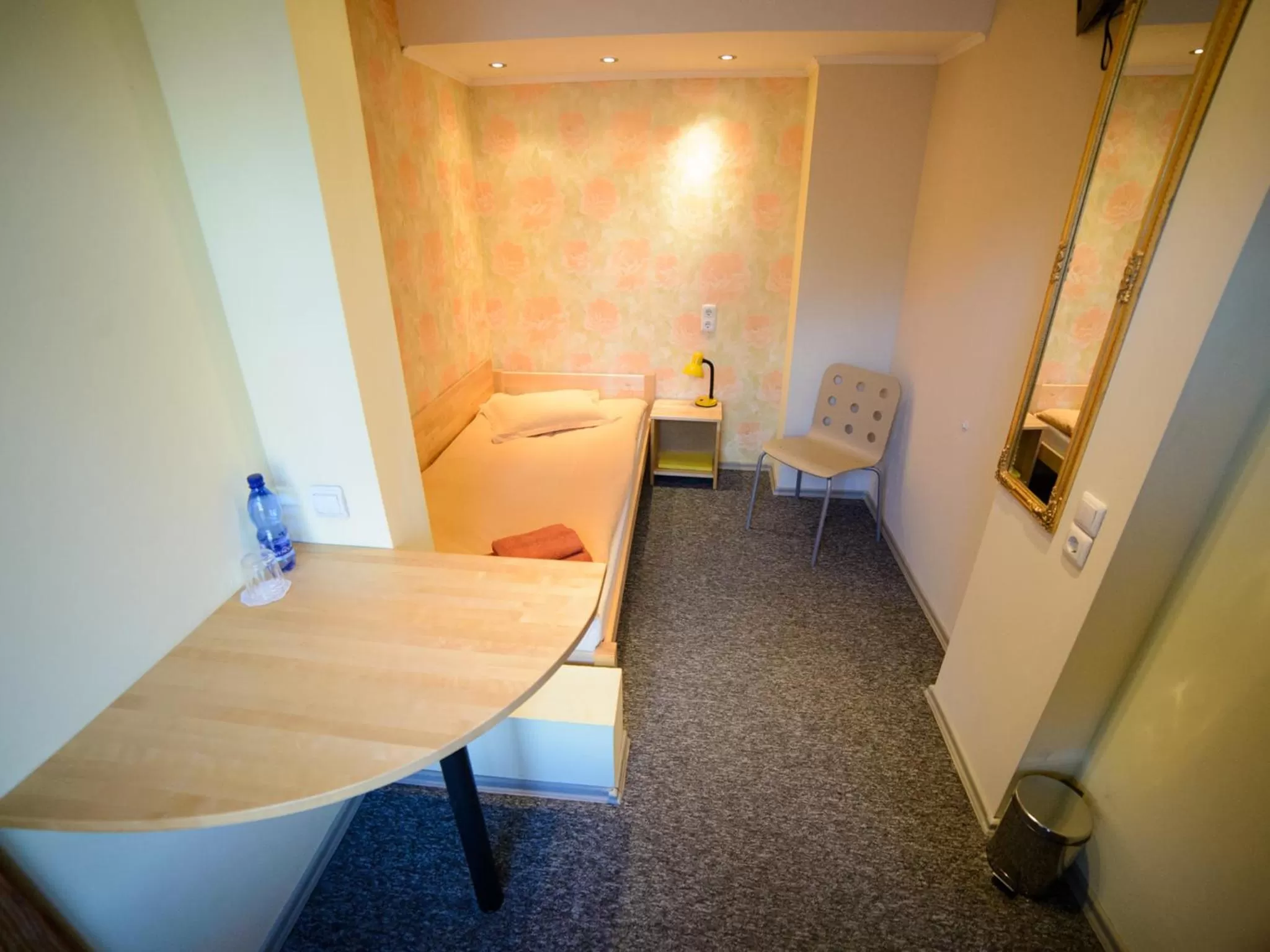 TV and multimedia, Bed in Hotel Katrina