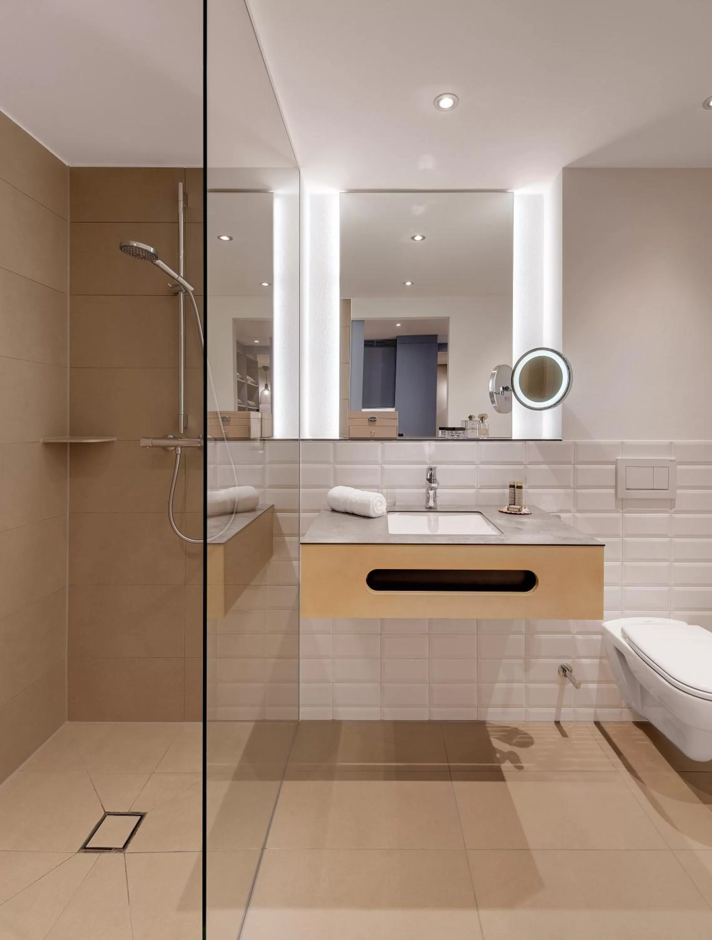 Bathroom in Walhalla Hotel Regensburg Hoeferer 4 Sterne Superior