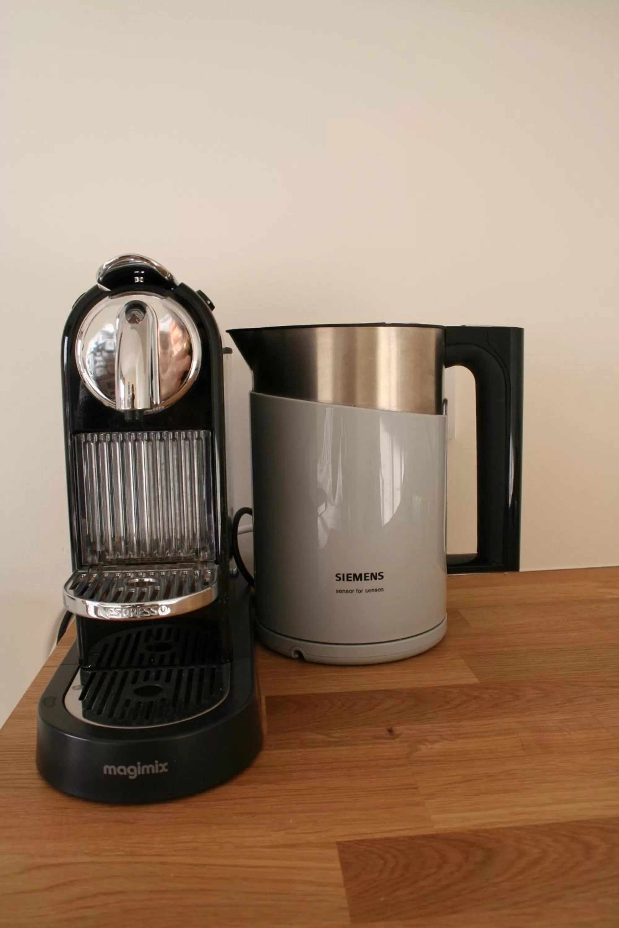 Coffee/tea facilities in Waterfront Studio