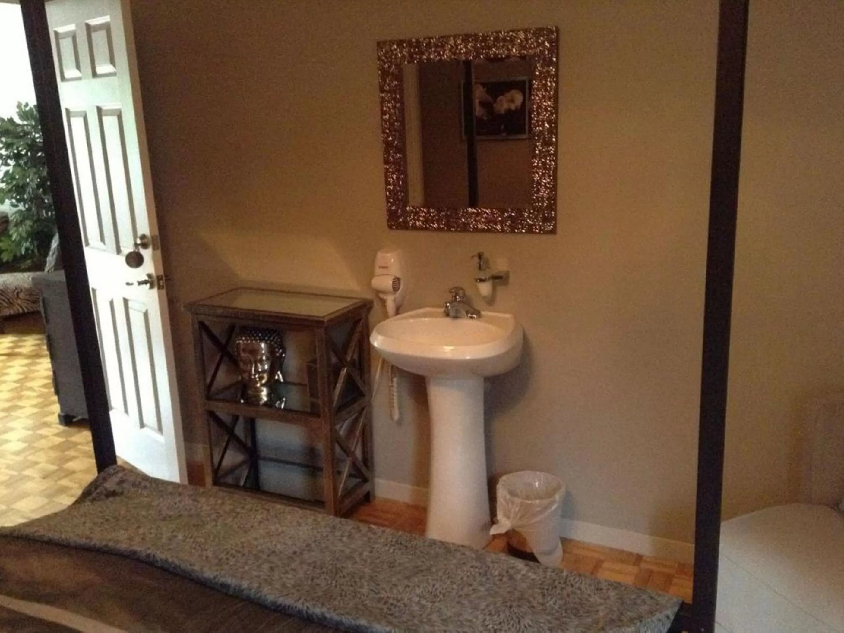 Decorative detail in Maison Parc Delormier