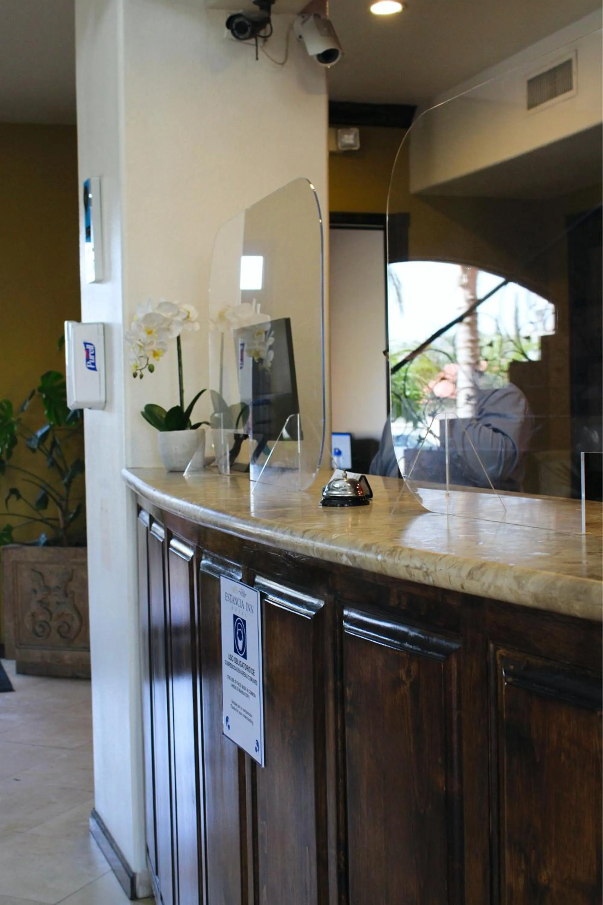 Lobby or reception in Estancia Inn