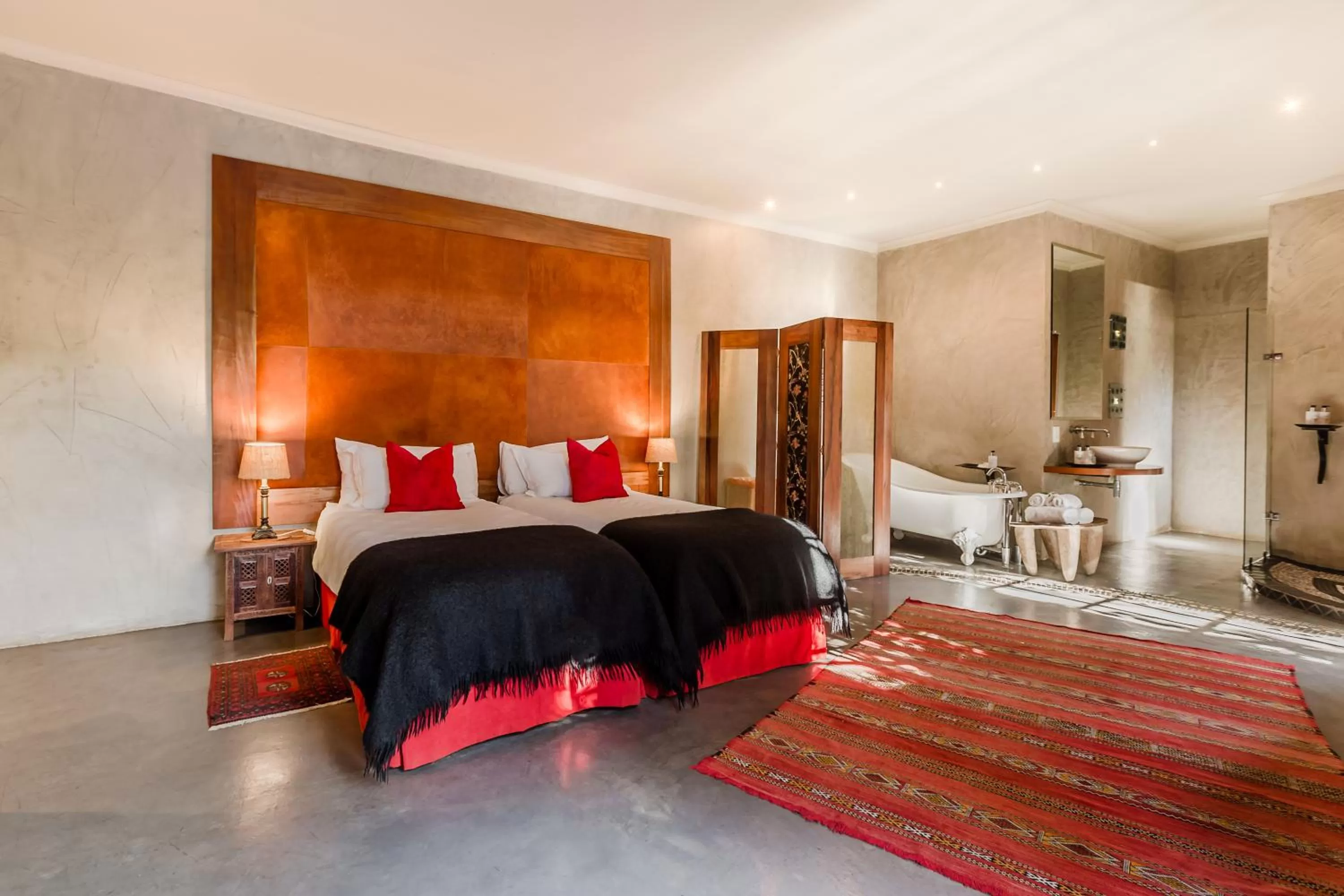 Bed in Singa Lodge - Lion Roars Hotels & Lodges