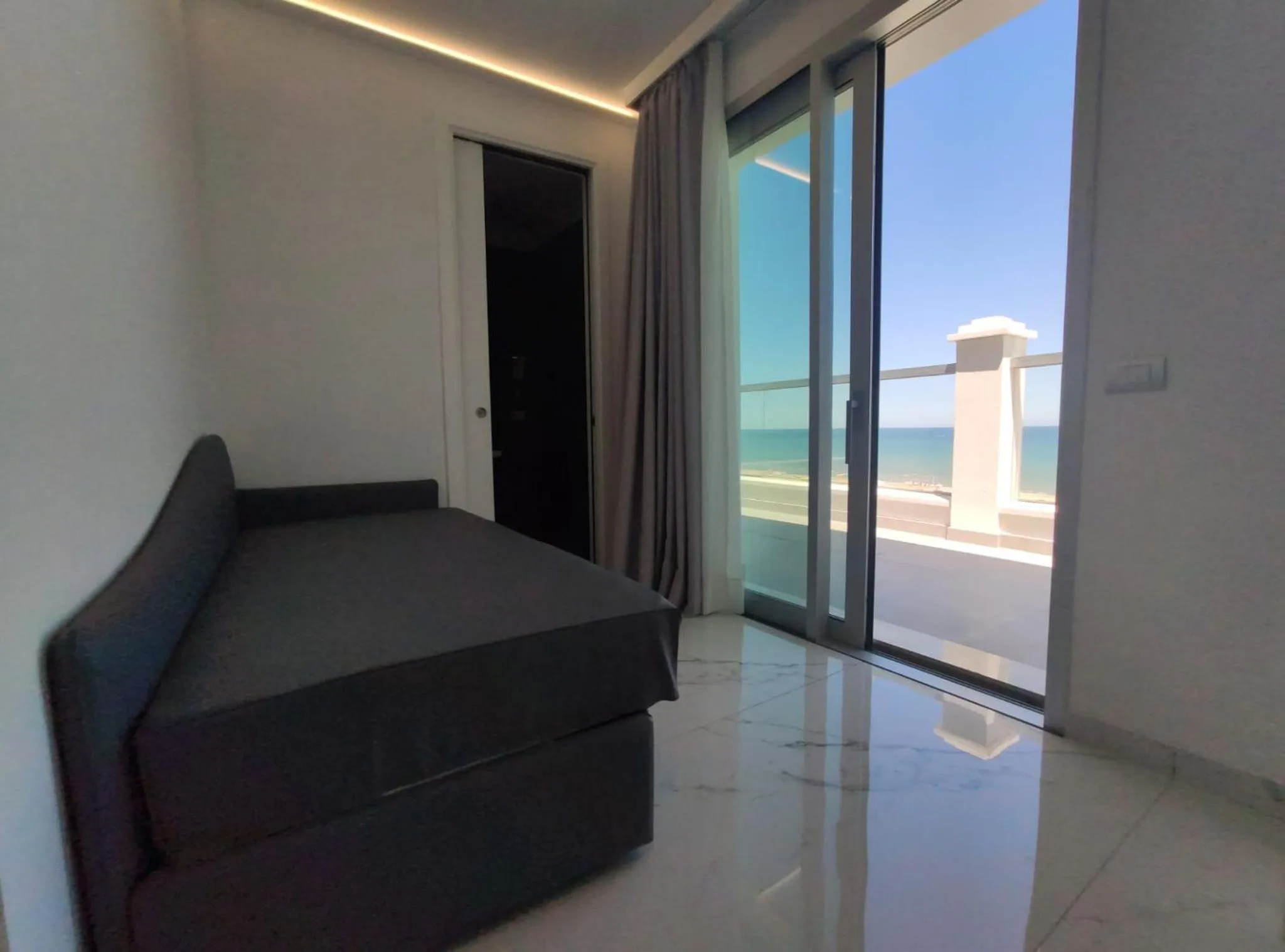 Bed in Hotel Due Mari & SPA