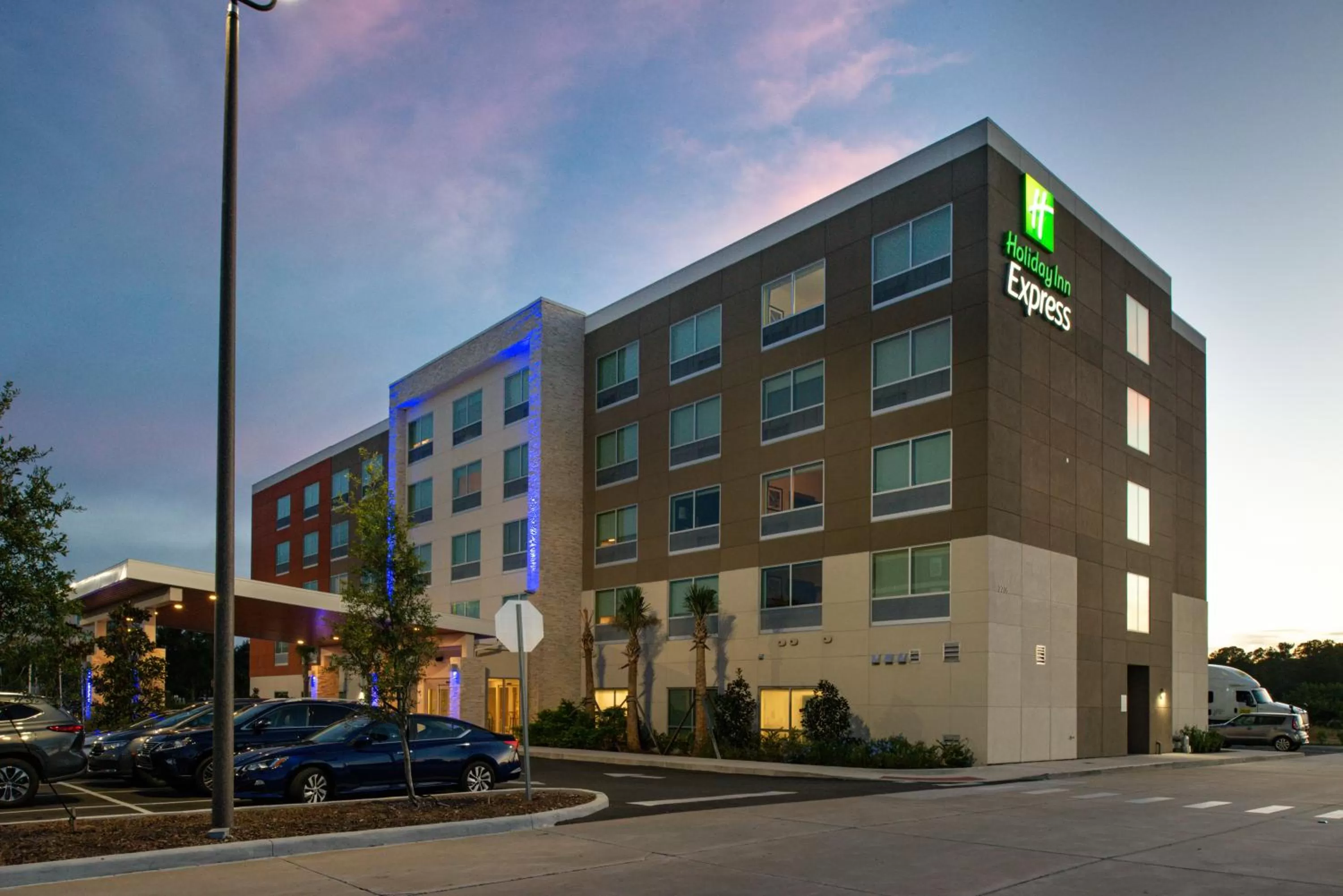 Property building in Holiday Inn Express Orlando - South Park by IHG